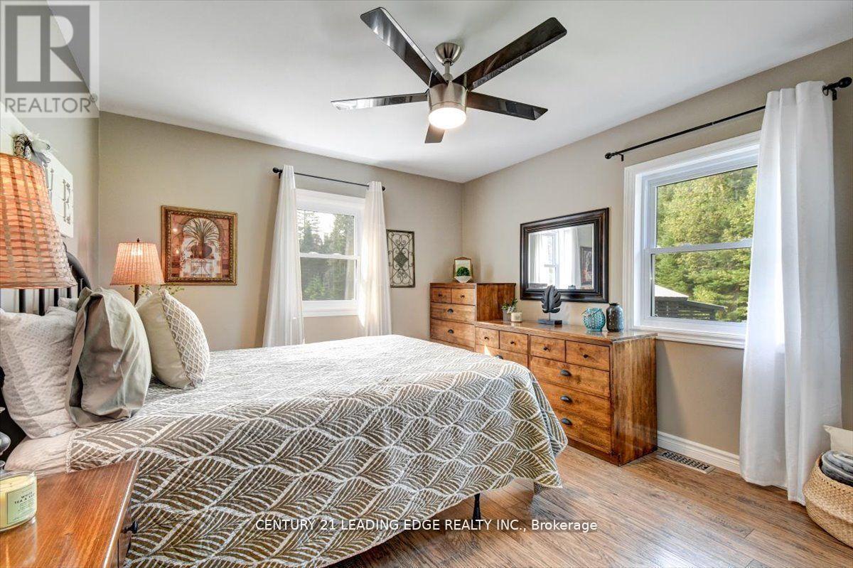 281 Crawford Road, Bancroft (Dungannon Ward), Ontario  K0L 2L0 - Photo 17 - X12393645