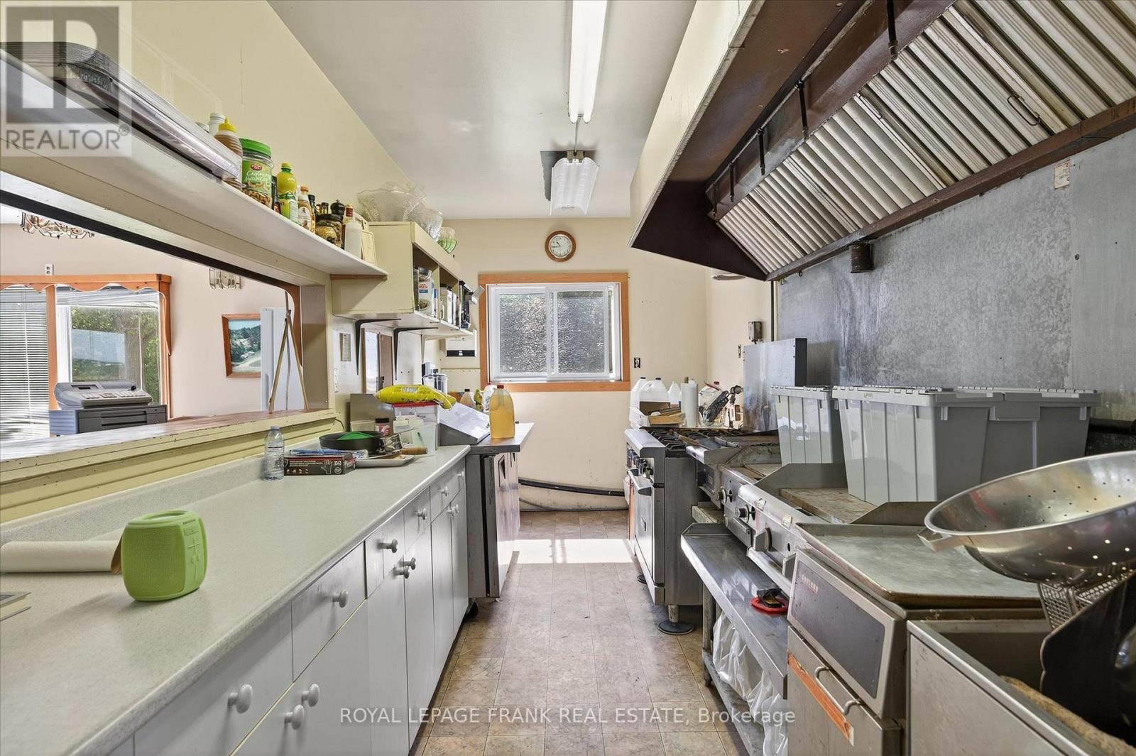680 Serpent Mounds Road, Otonabee-South Monaghan, Ontario  K0L 2G0 - Photo 12 - X12397455