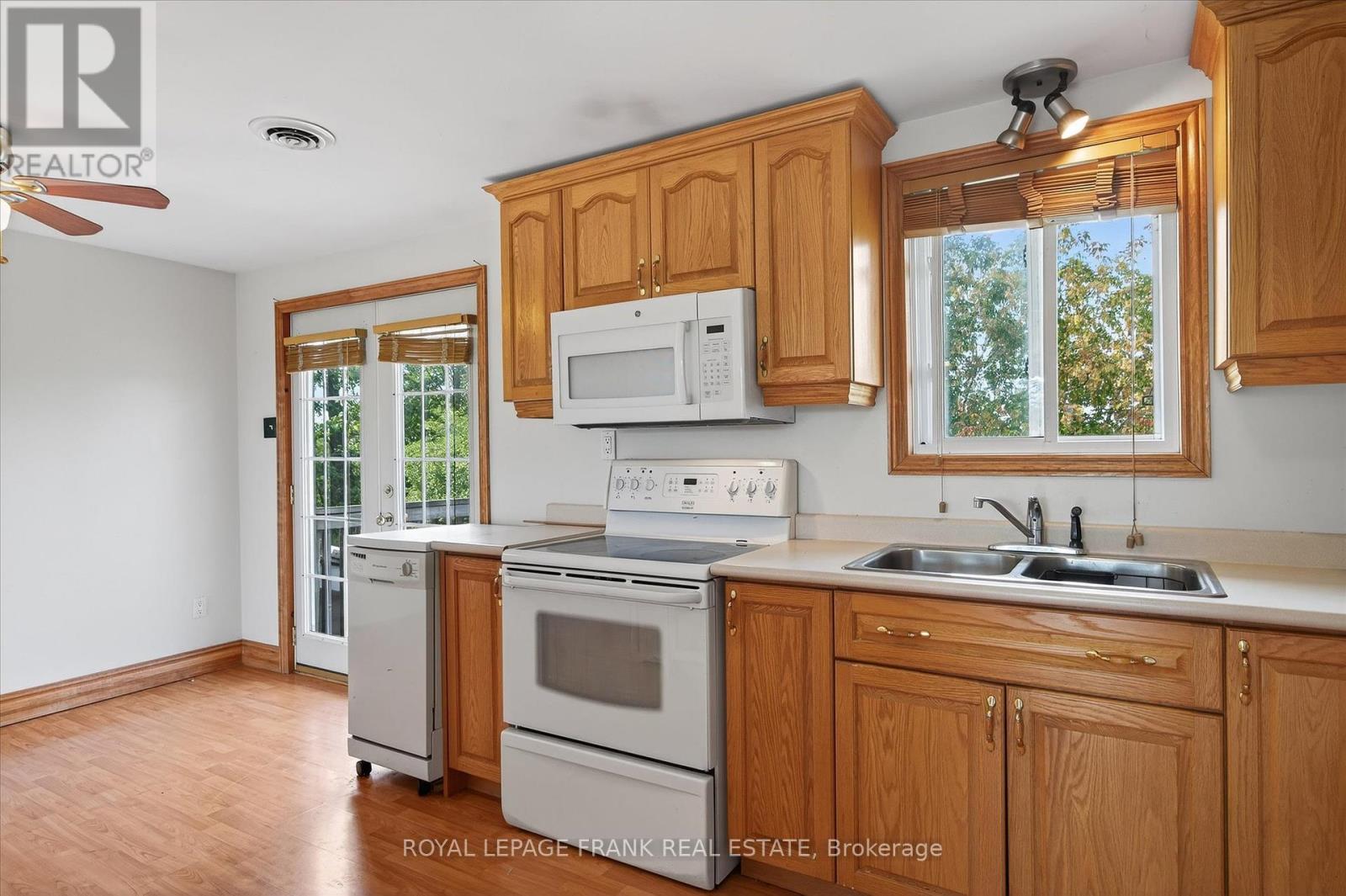 680 Serpent Mounds Road, Otonabee-South Monaghan, Ontario  K0L 2G0 - Photo 33 - X12397459