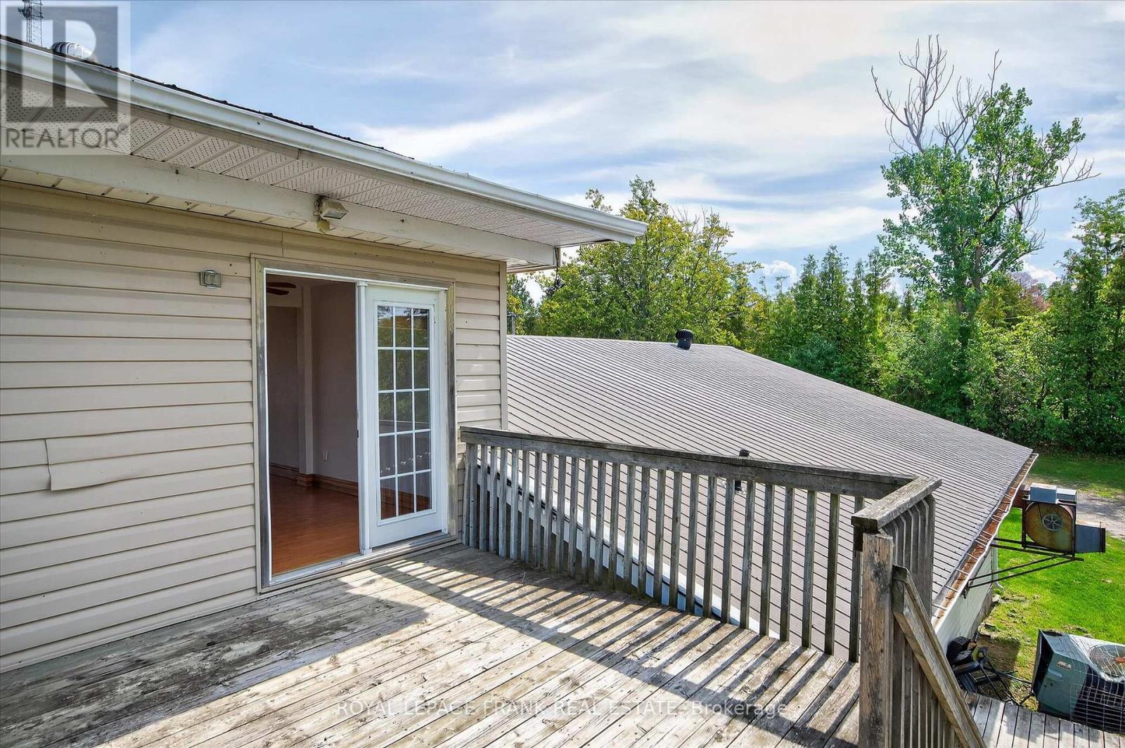 680 Serpent Mounds Road, Otonabee-South Monaghan, Ontario  K0L 2G0 - Photo 37 - X12397459