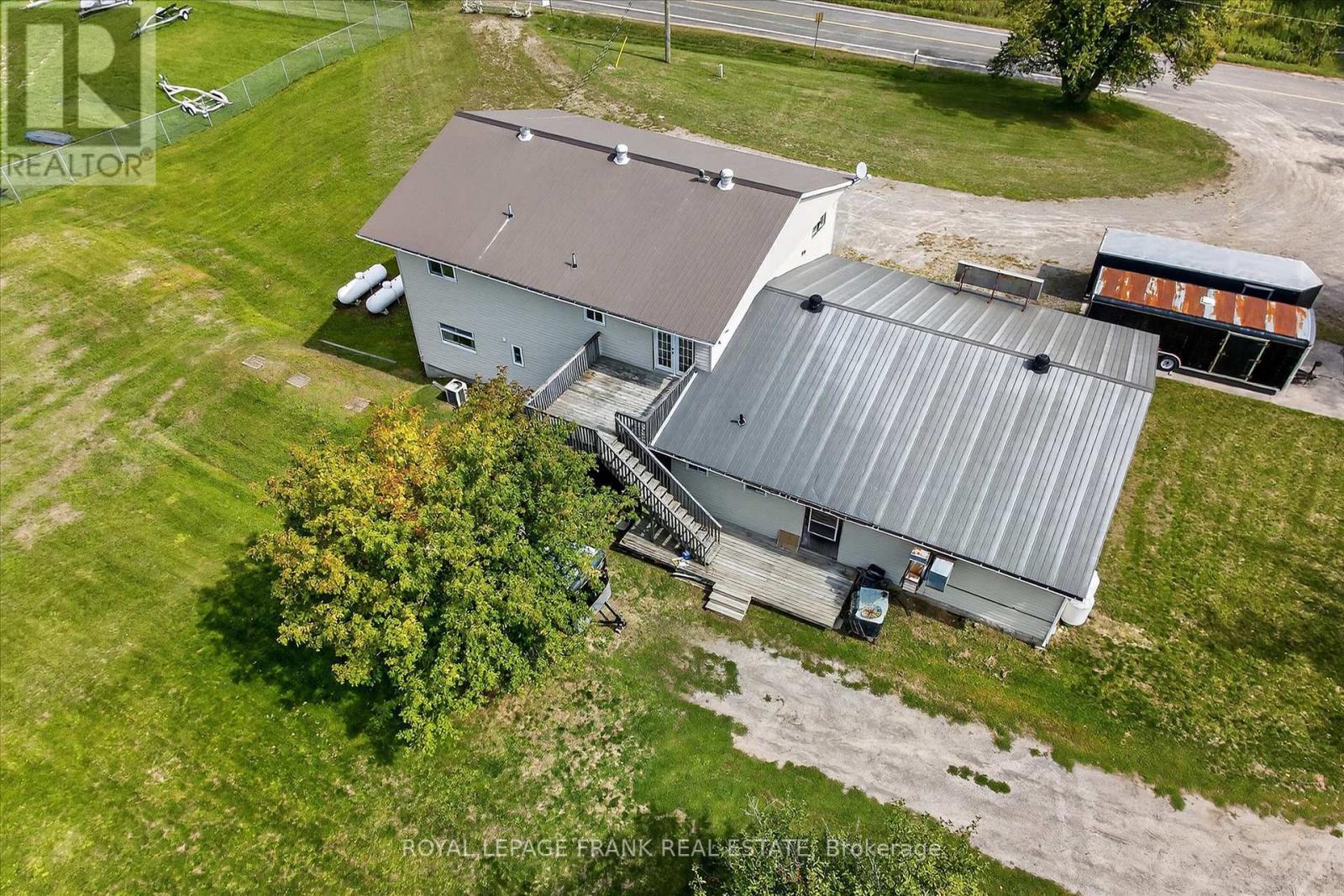 680 Serpent Mounds Road, Otonabee-South Monaghan, Ontario  K0L 2G0 - Photo 6 - X12397459