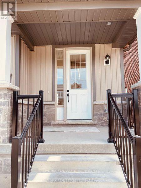 803 Griffin Trail, Peterborough (Monaghan Ward 2), Ontario  K9K 0J1 - Photo 2 - X12397522