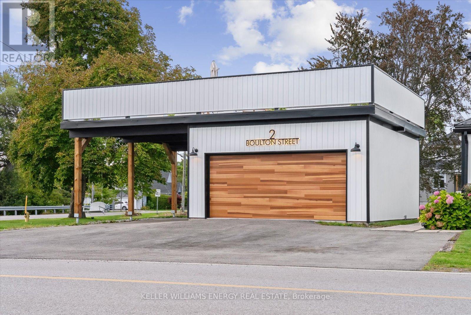 2 Boulton Street, Clarington (Newcastle), Ontario  L1B 1L9 - Photo 2 - E12397825
