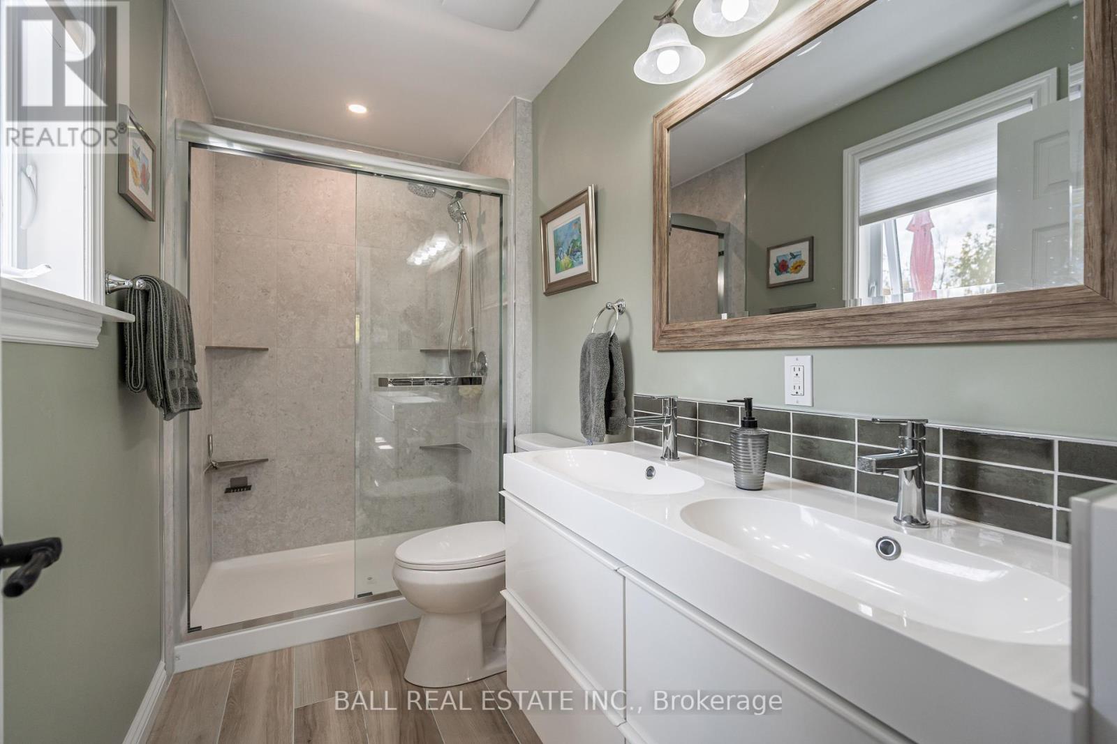 47 Sumcot Drive, Trent Lakes, Ontario  K0L 1J0 - Photo 18 - X12397838