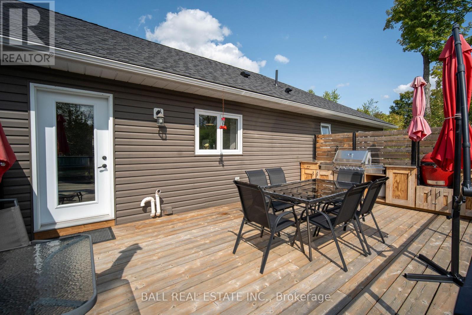 47 Sumcot Drive, Trent Lakes, Ontario  K0L 1J0 - Photo 39 - X12397838