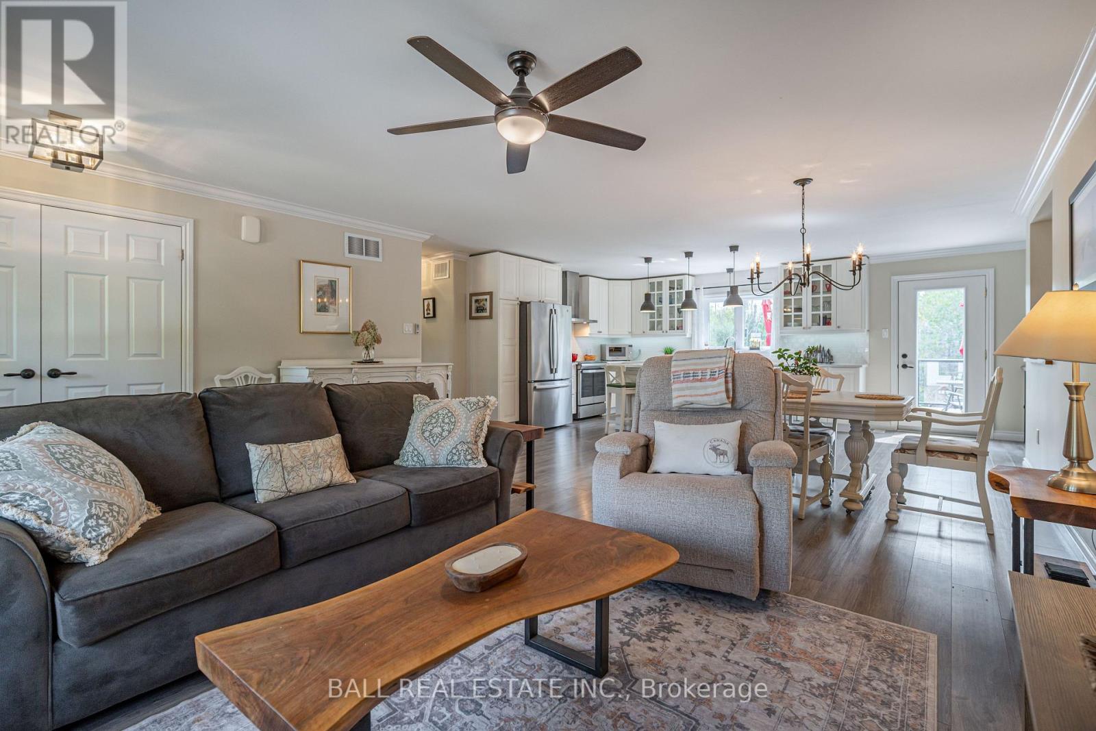 47 Sumcot Drive, Trent Lakes, Ontario  K0L 1J0 - Photo 7 - X12397838