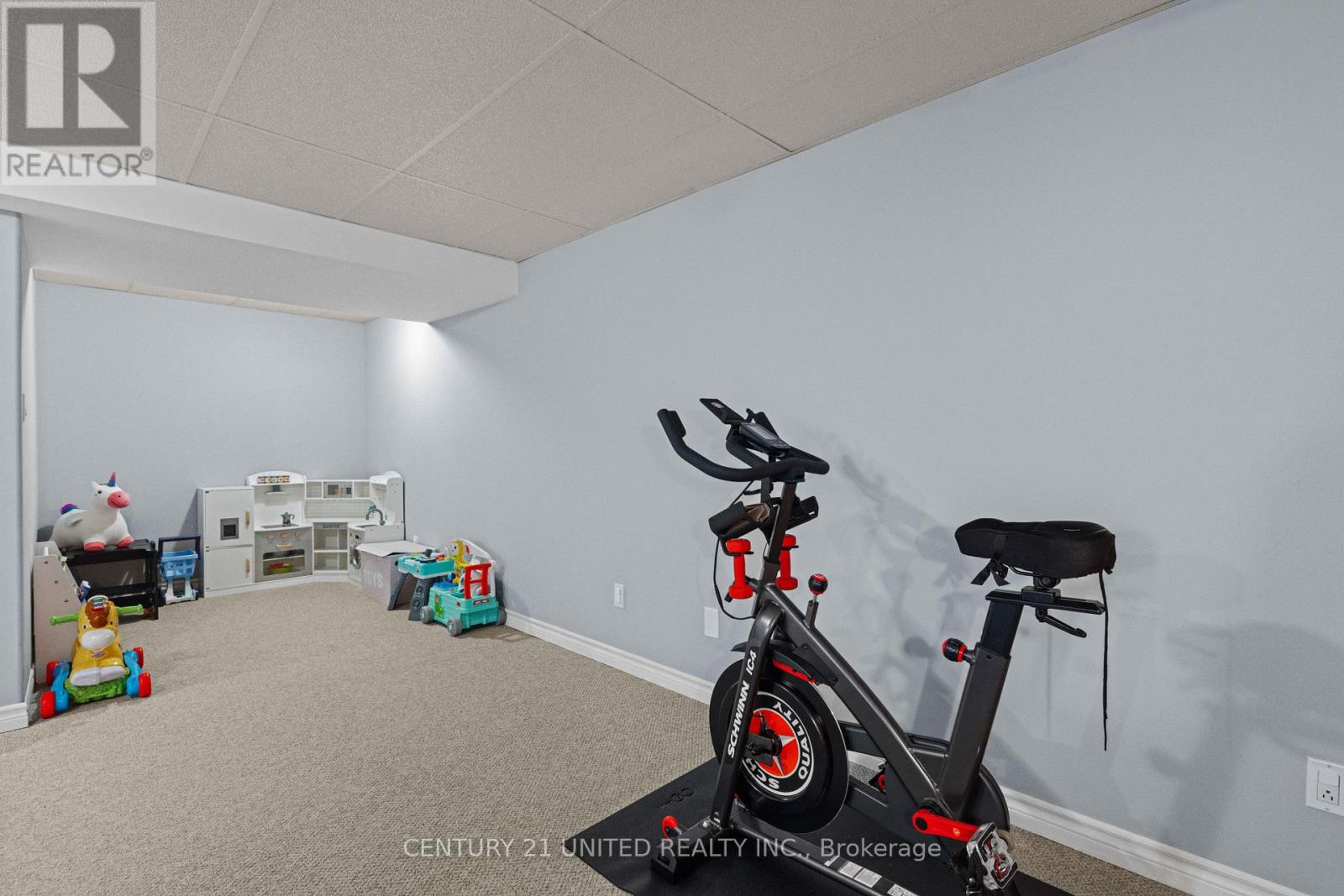 385 Bianco Crescent, Peterborough (Monaghan Ward 2), Ontario  K9K 0A5 - Photo 16 - X12397880