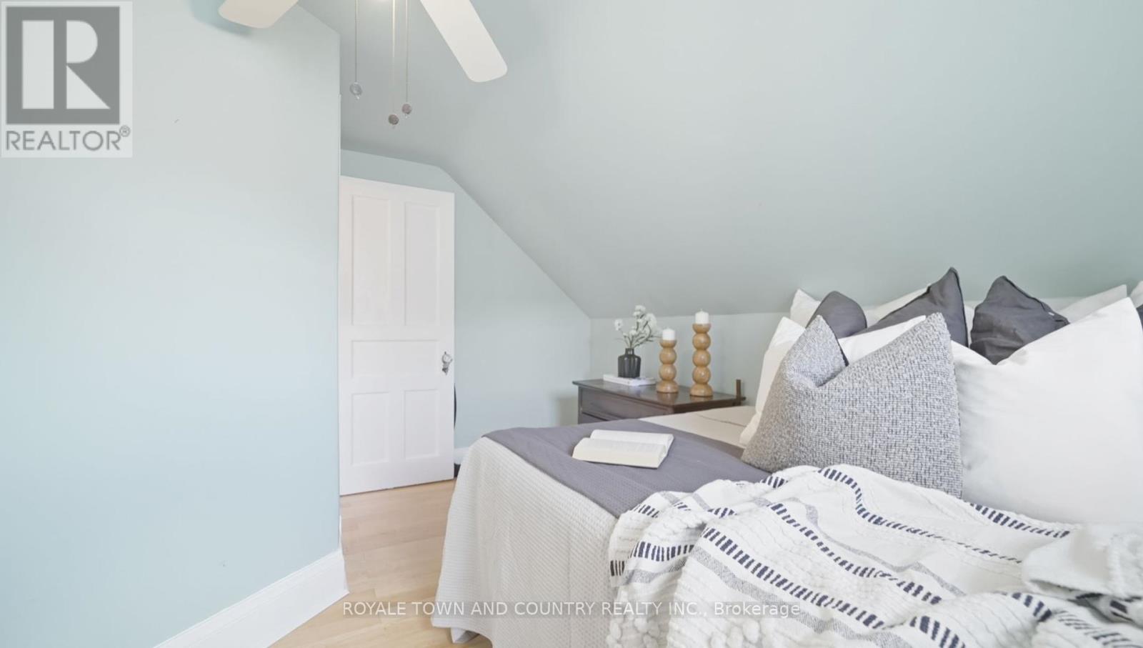 76 Bond Street W, Kawartha Lakes (Lindsay), Ontario  K9V 3R4 - Photo 32 - X12398108