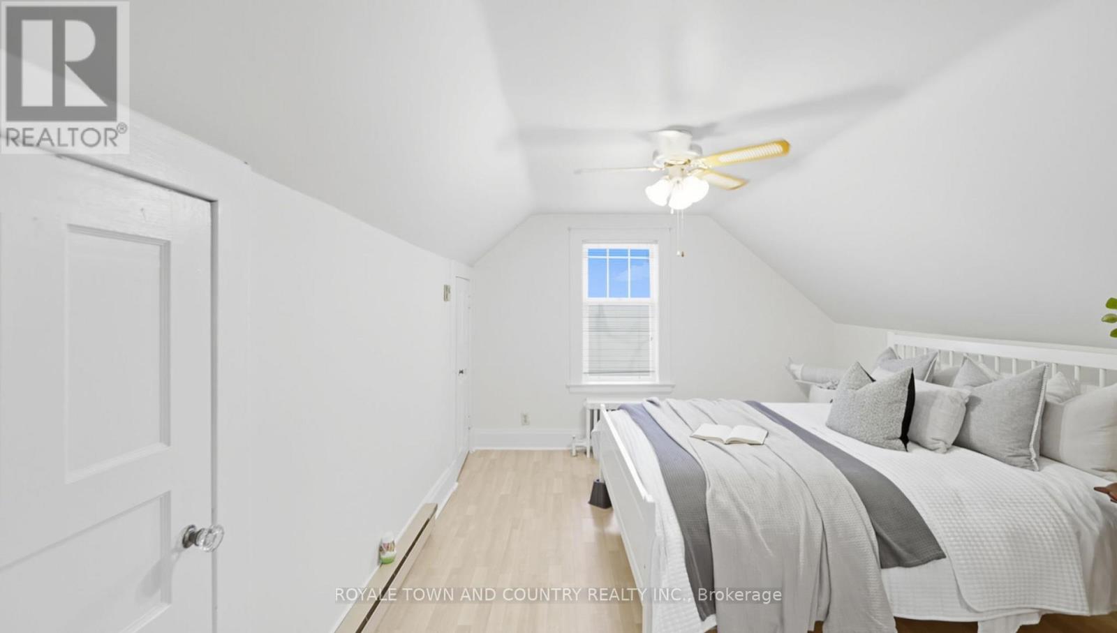 76 Bond Street W, Kawartha Lakes (Lindsay), Ontario  K9V 3R4 - Photo 33 - X12398108