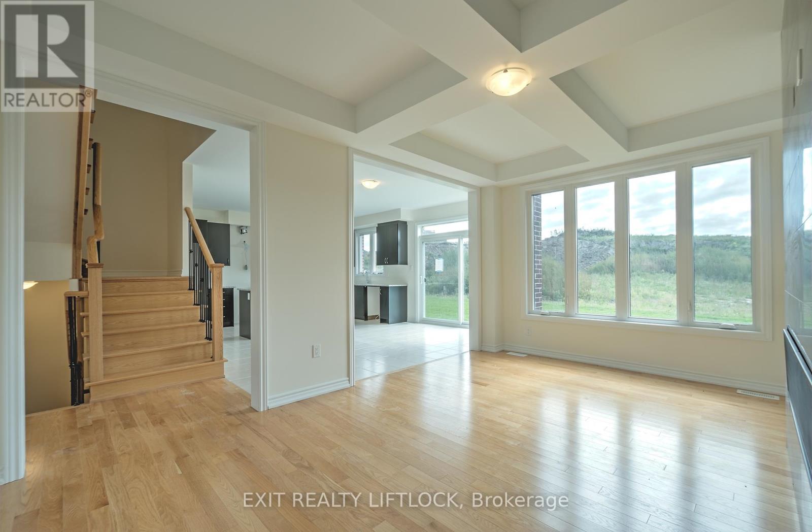 61 Golden Meadows Drive, Otonabee-South Monaghan, Ontario  K9J 0K8 - Photo 10 - X12398142