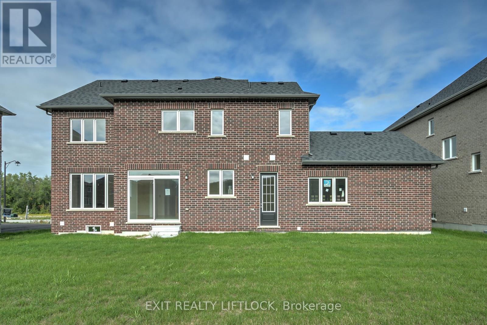 61 Golden Meadows Drive, Otonabee-South Monaghan, Ontario  K9J 0K8 - Photo 4 - X12398142