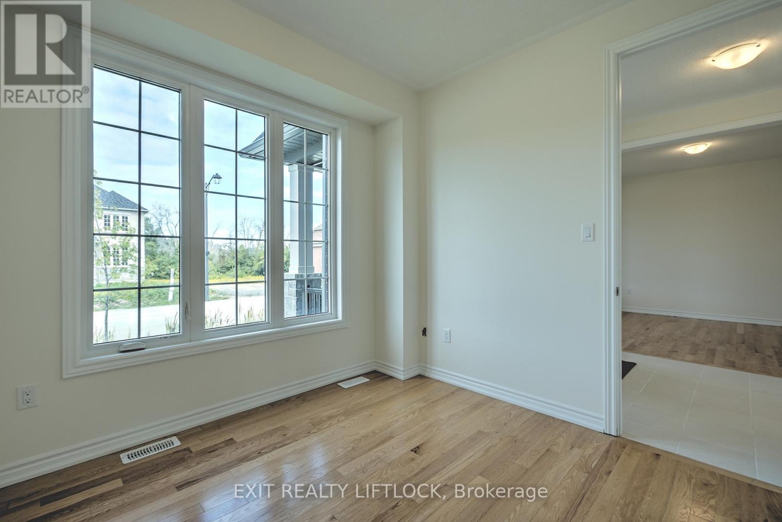 61 Golden Meadows Drive, Otonabee-South Monaghan, Ontario  K9J 0K8 - Photo 8 - X12398142