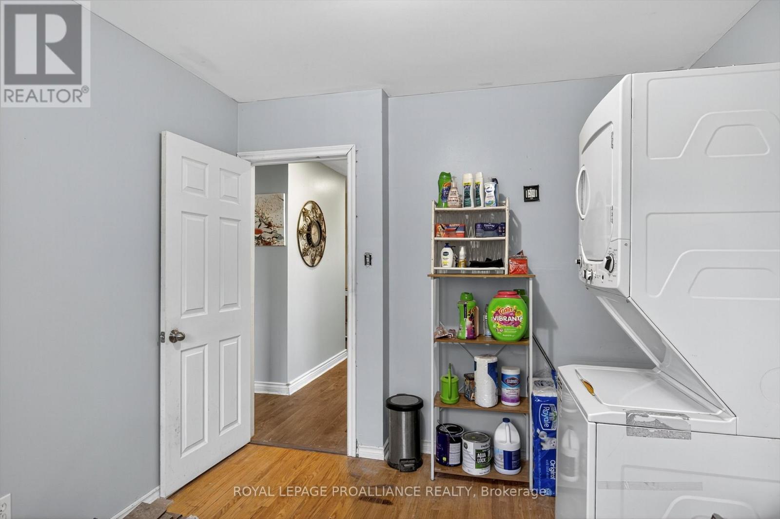 496 Cross Street, Peterborough (Town Ward 3), Ontario  K9H 4T2 - Photo 27 - X12398316