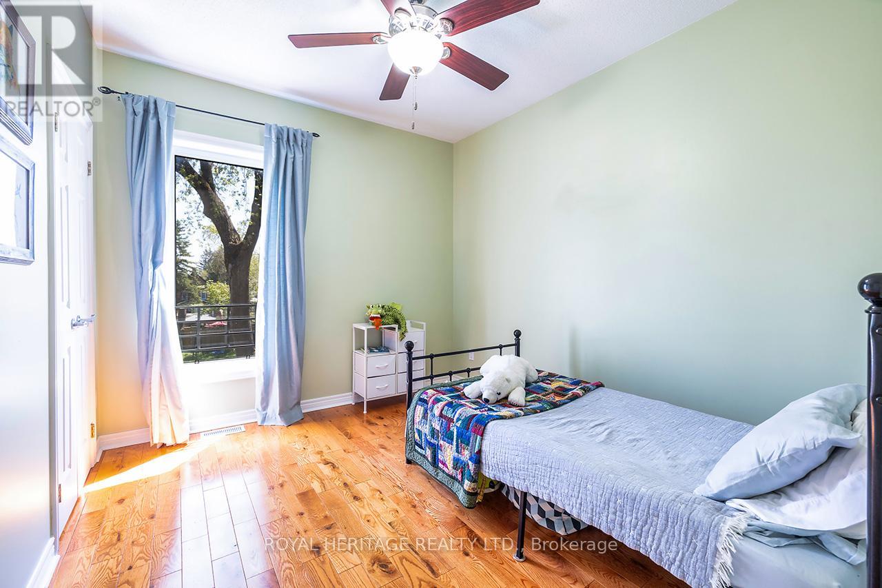 17 Francis Street, Kawartha Lakes (Lindsay), Ontario  K9V 3R7 - Photo 37 - X12399000