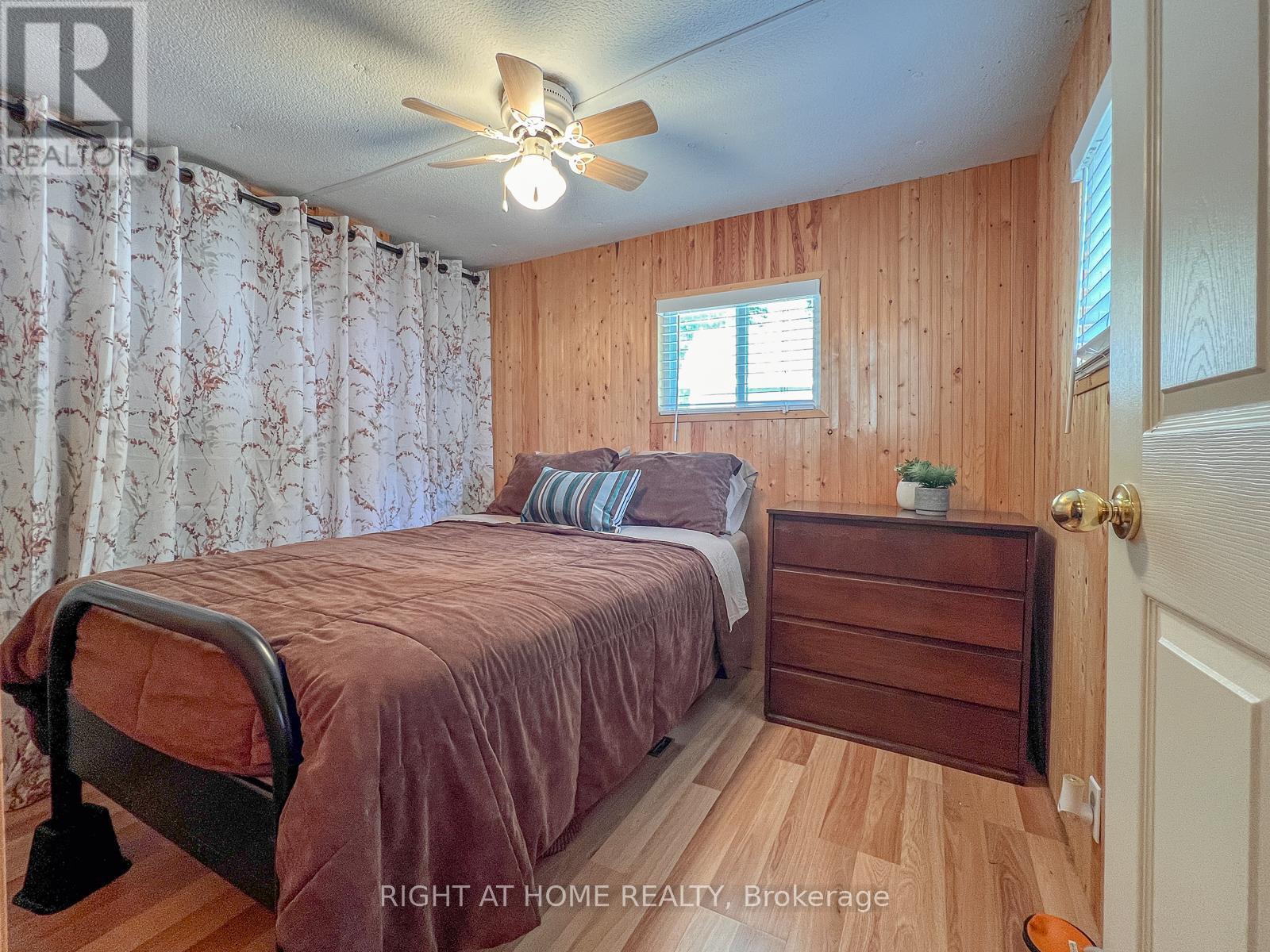 137 Trillium Trail S, Trent Hills, Ontario  K0L 1L0 - Photo 13 - X12399108