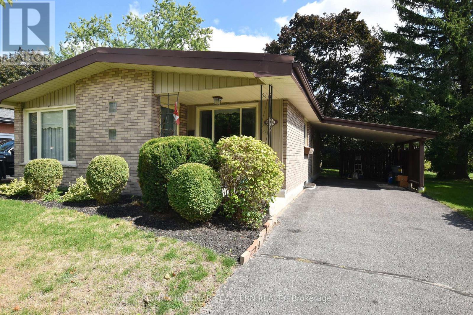 1250 Franklin Drive, Peterborough (Northcrest Ward 5), Ontario  K9H 6Z4 - Photo 3 - X12399351