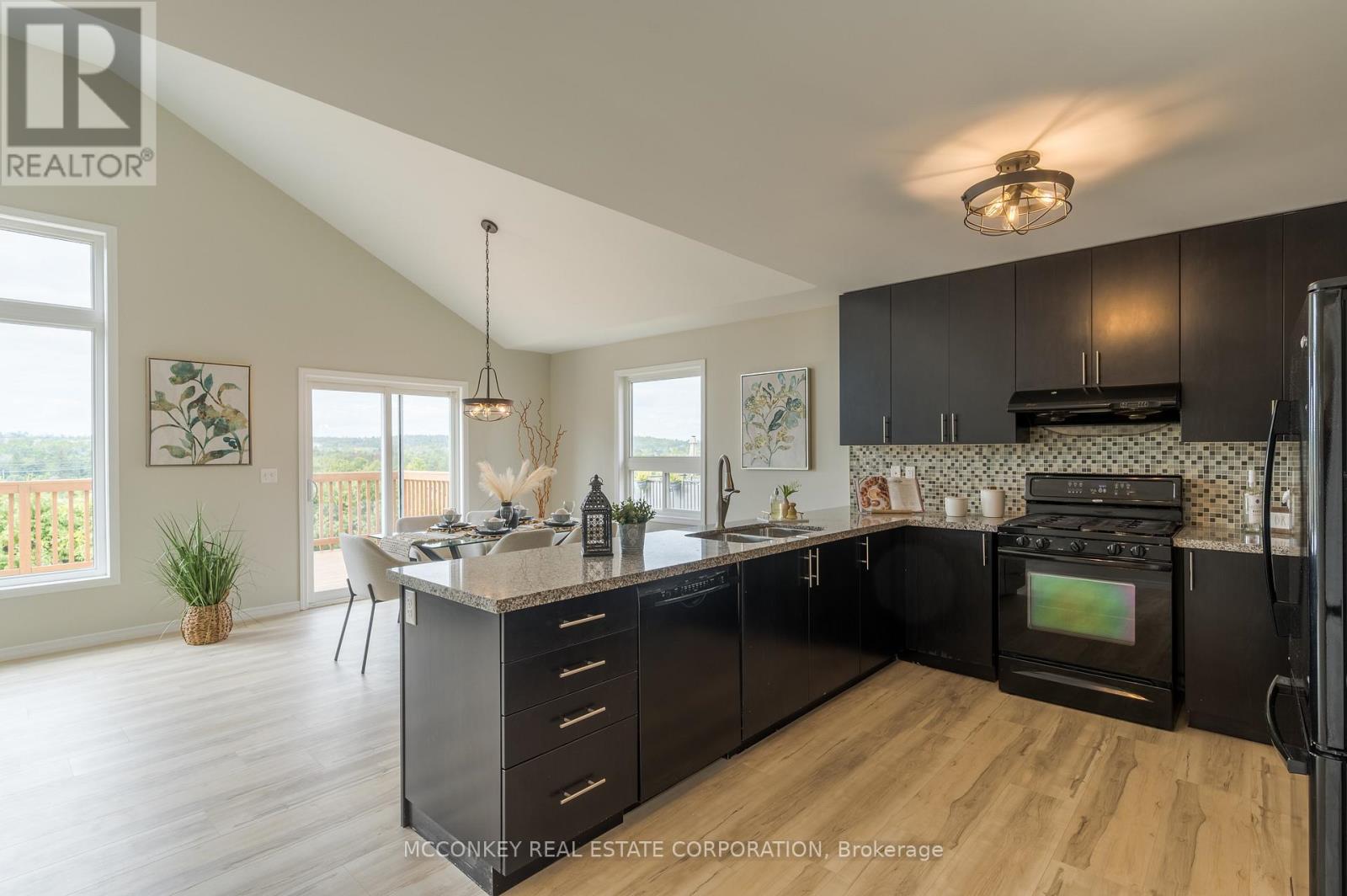 1563 Scollard Crescent, Peterborough (Ashburnham Ward 4), Ontario  K9H 0A8 - Photo 10 - X12399412