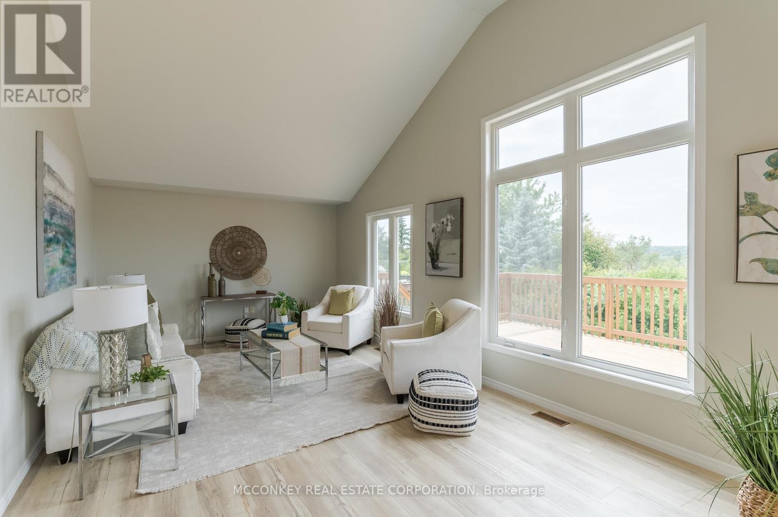 1563 Scollard Crescent, Peterborough (Ashburnham Ward 4), Ontario  K9H 0A8 - Photo 13 - X12399412