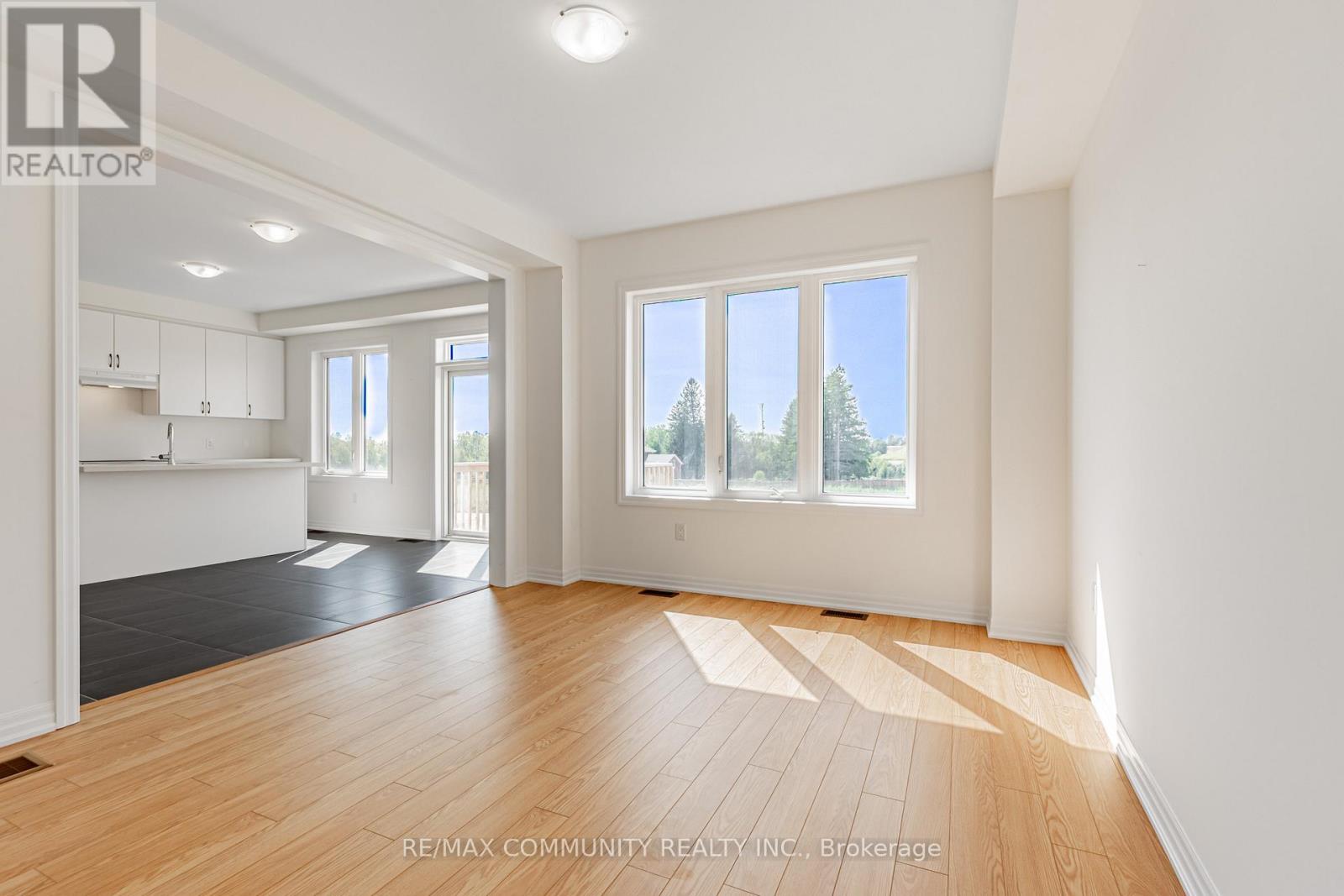 110 Belmont Drive, Clarington (Newcastle), Ontario  L1B 1G9 - Photo 12 - E12399337