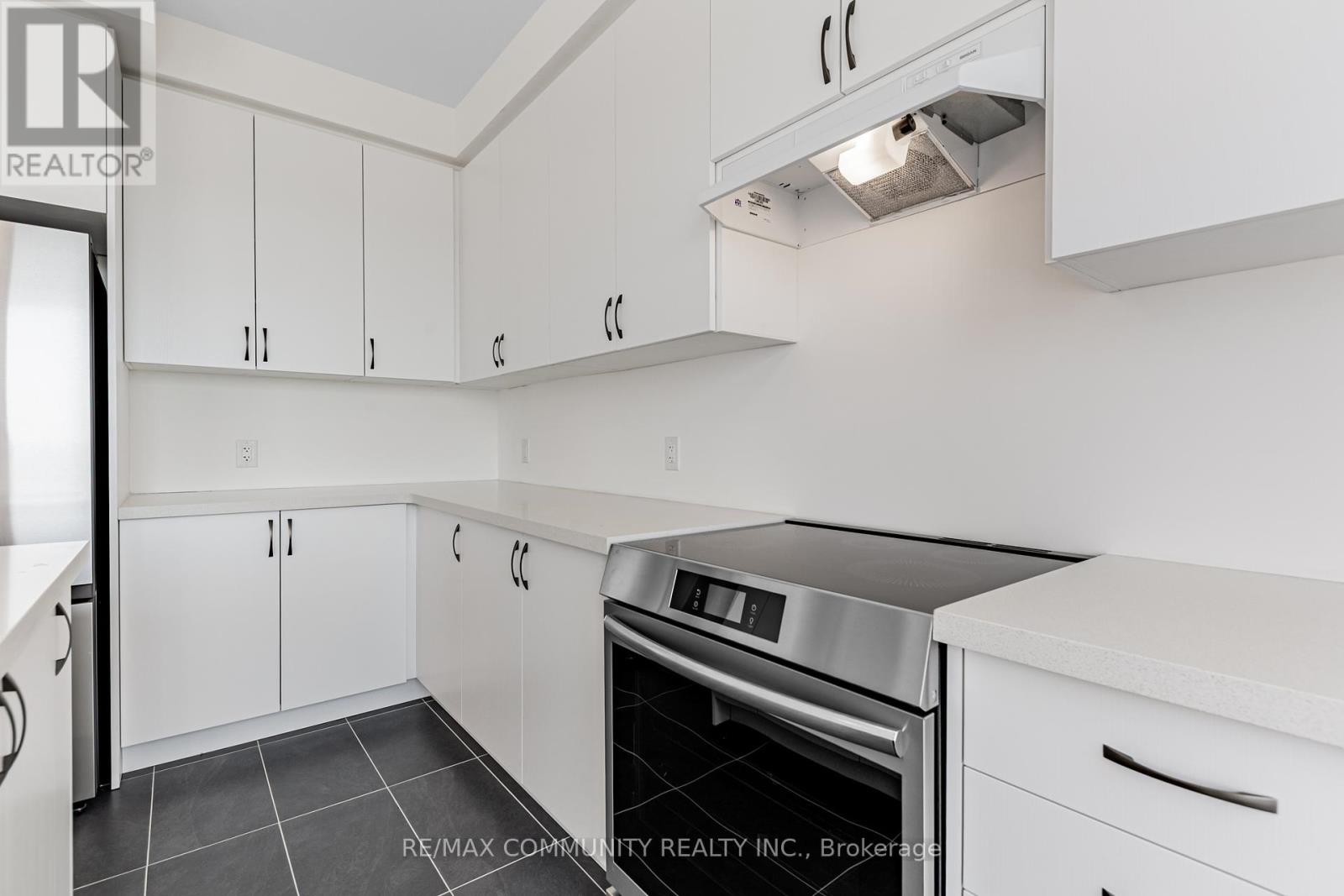 110 Belmont Drive, Clarington (Newcastle), Ontario  L1B 1G9 - Photo 16 - E12399337