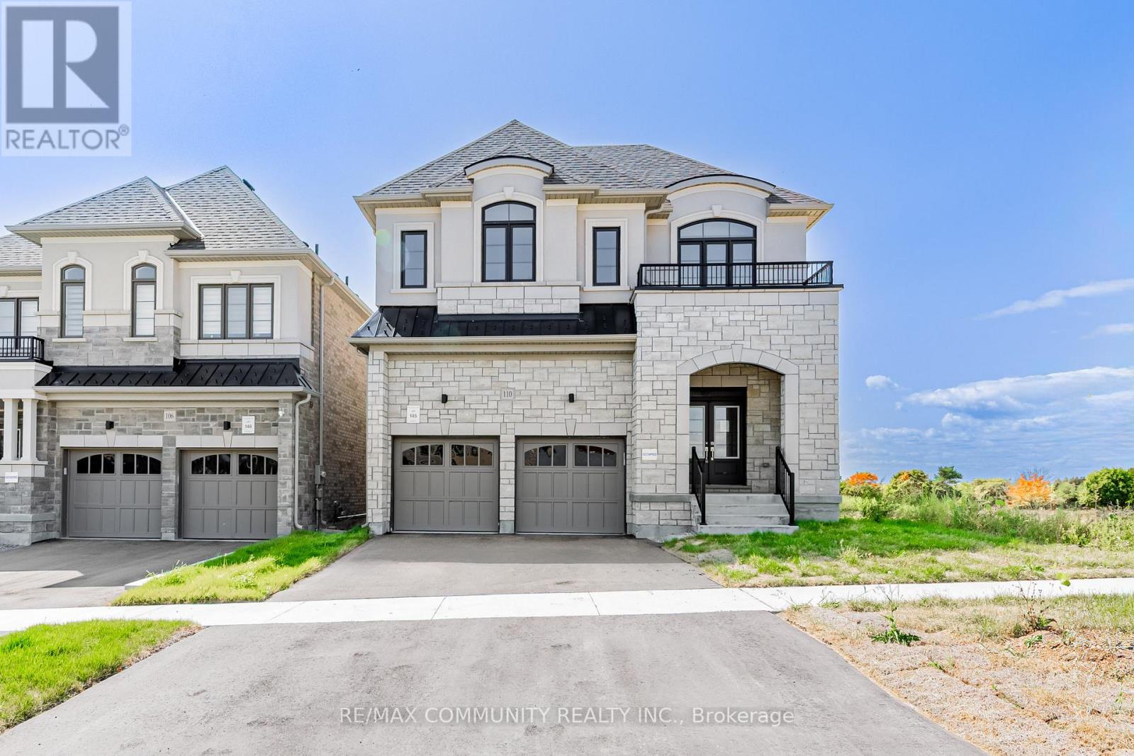 110 Belmont Drive, Clarington (Newcastle), Ontario  L1B 1G9 - Photo 2 - E12399337