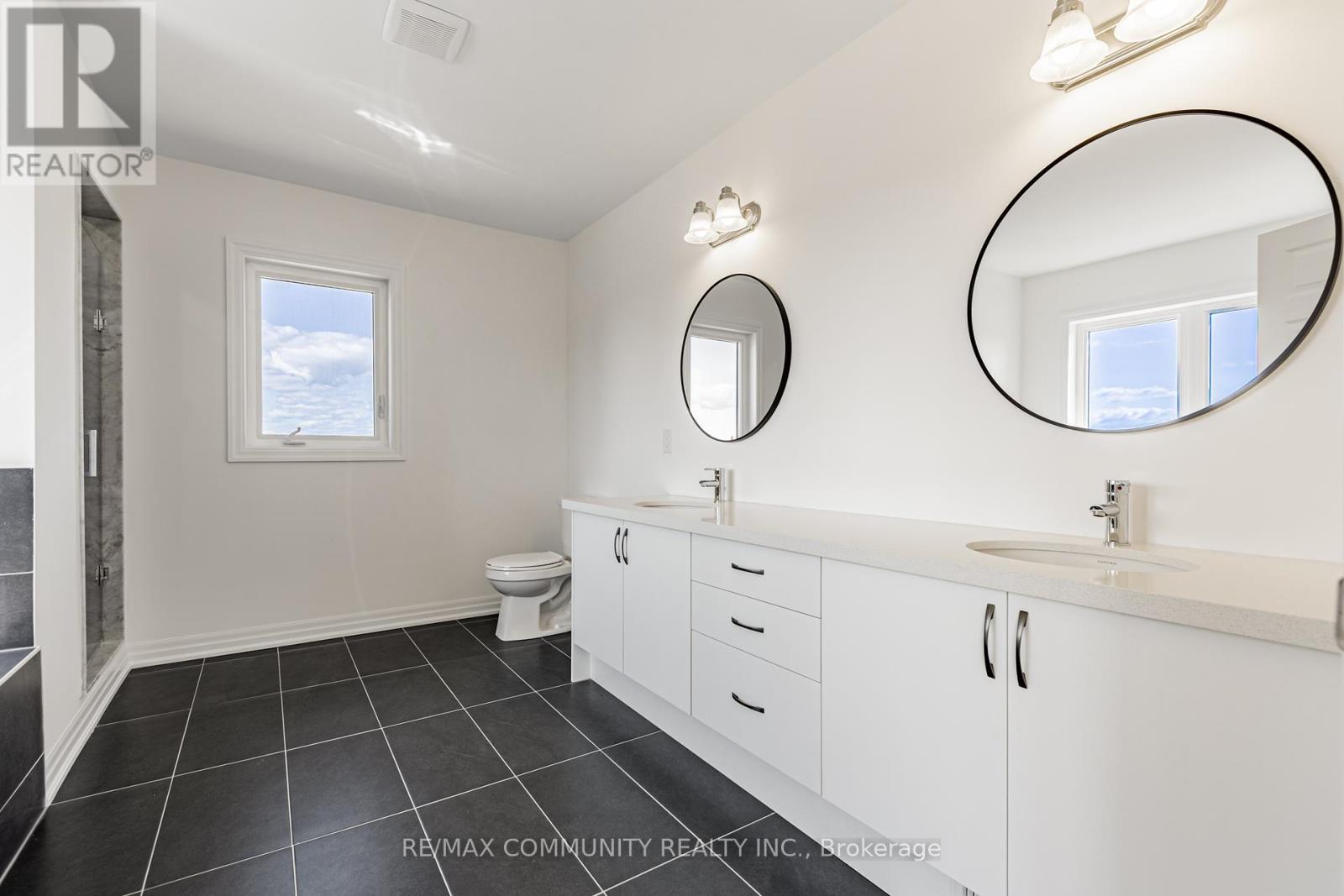 110 Belmont Drive, Clarington (Newcastle), Ontario  L1B 1G9 - Photo 37 - E12399337