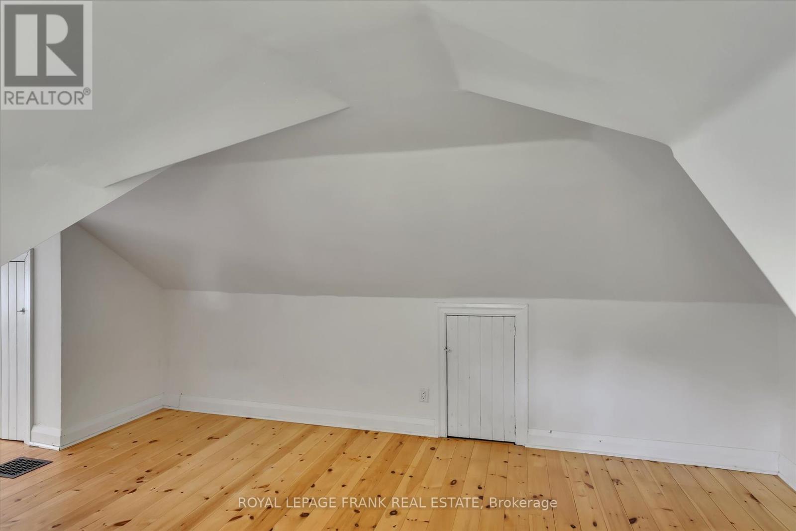720 Bethune Street, Peterborough North (South), Ontario  K9H 4A4 - Photo 29 - X12399577