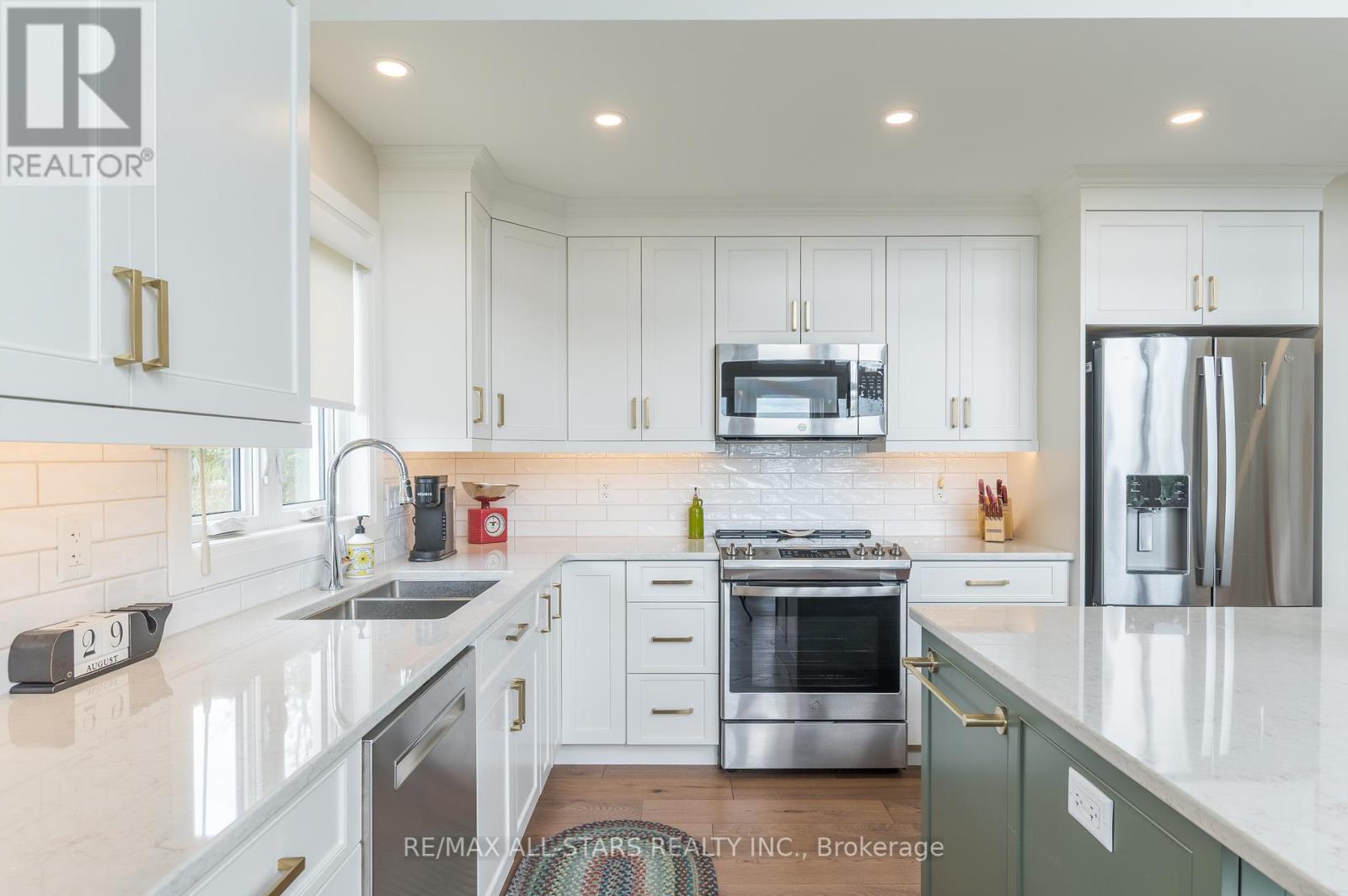 400 Fife Avenue, Selwyn, Ontario  K9J 0C6 - Photo 10 - X12396898