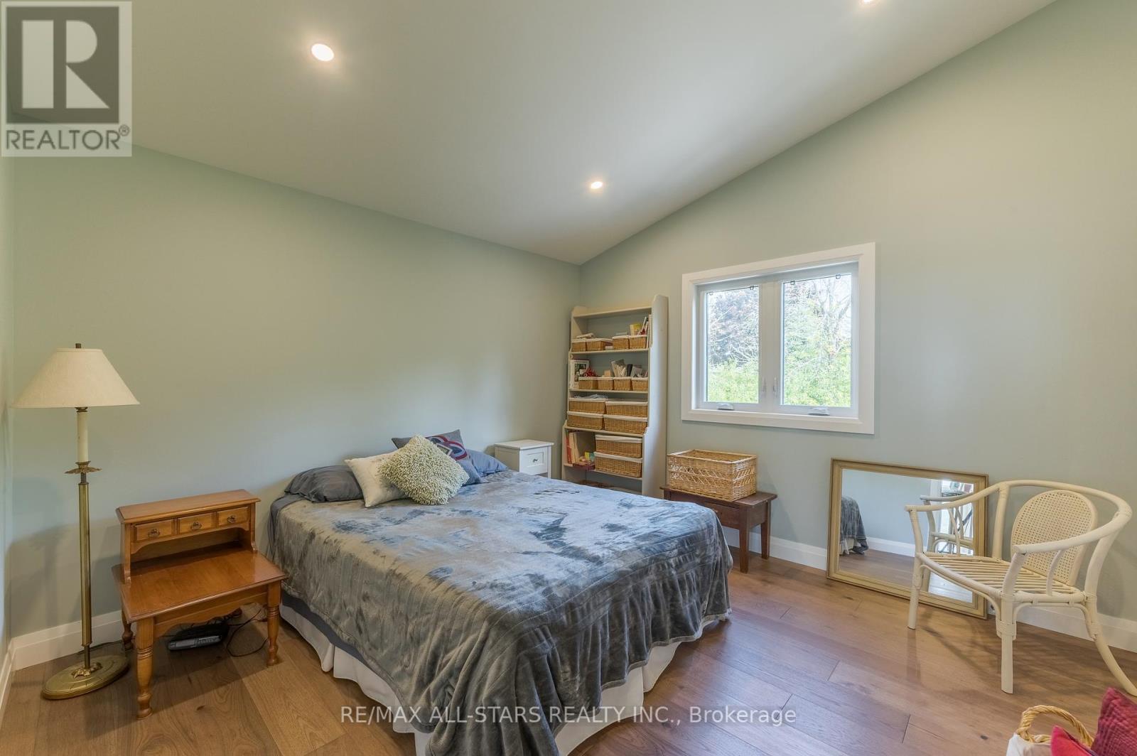 400 Fife Avenue, Selwyn, Ontario  K9J 0C6 - Photo 24 - X12396898