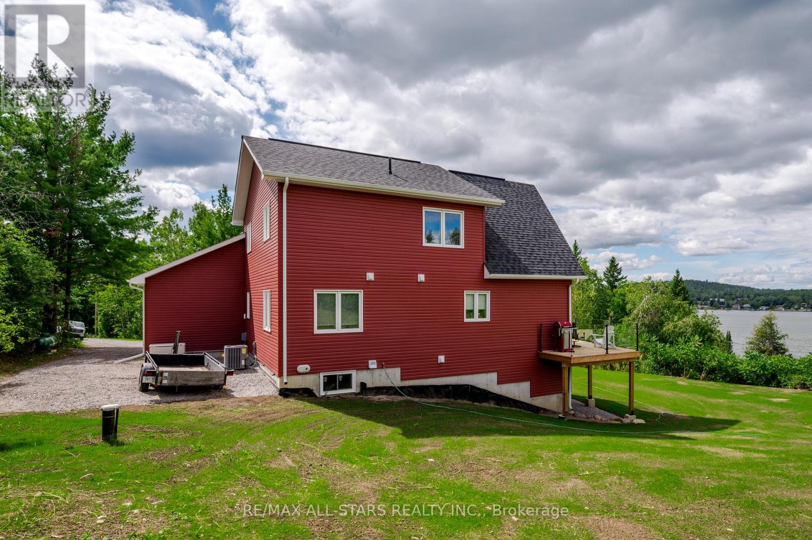 400 Fife Avenue, Selwyn, Ontario  K9J 0C6 - Photo 38 - X12396898