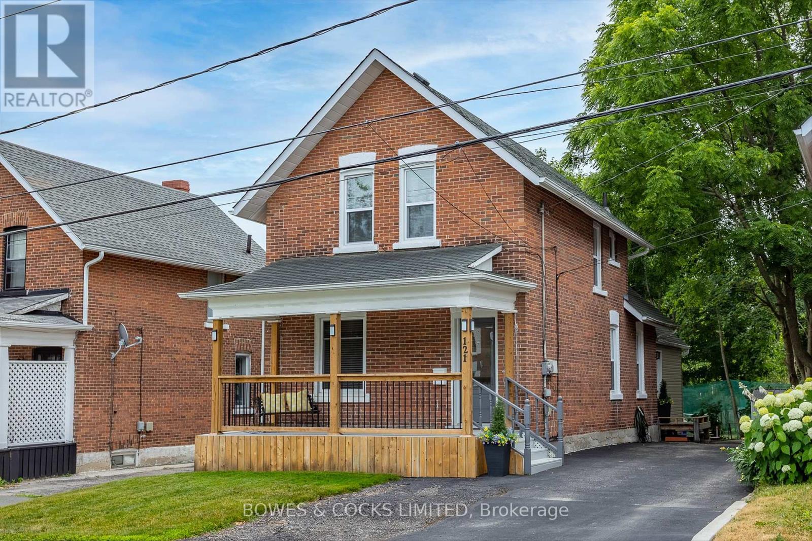 121 Durham Street W, Kawartha Lakes (Lindsay), Ontario  K9V 2R3 - Photo 2 - X12399913