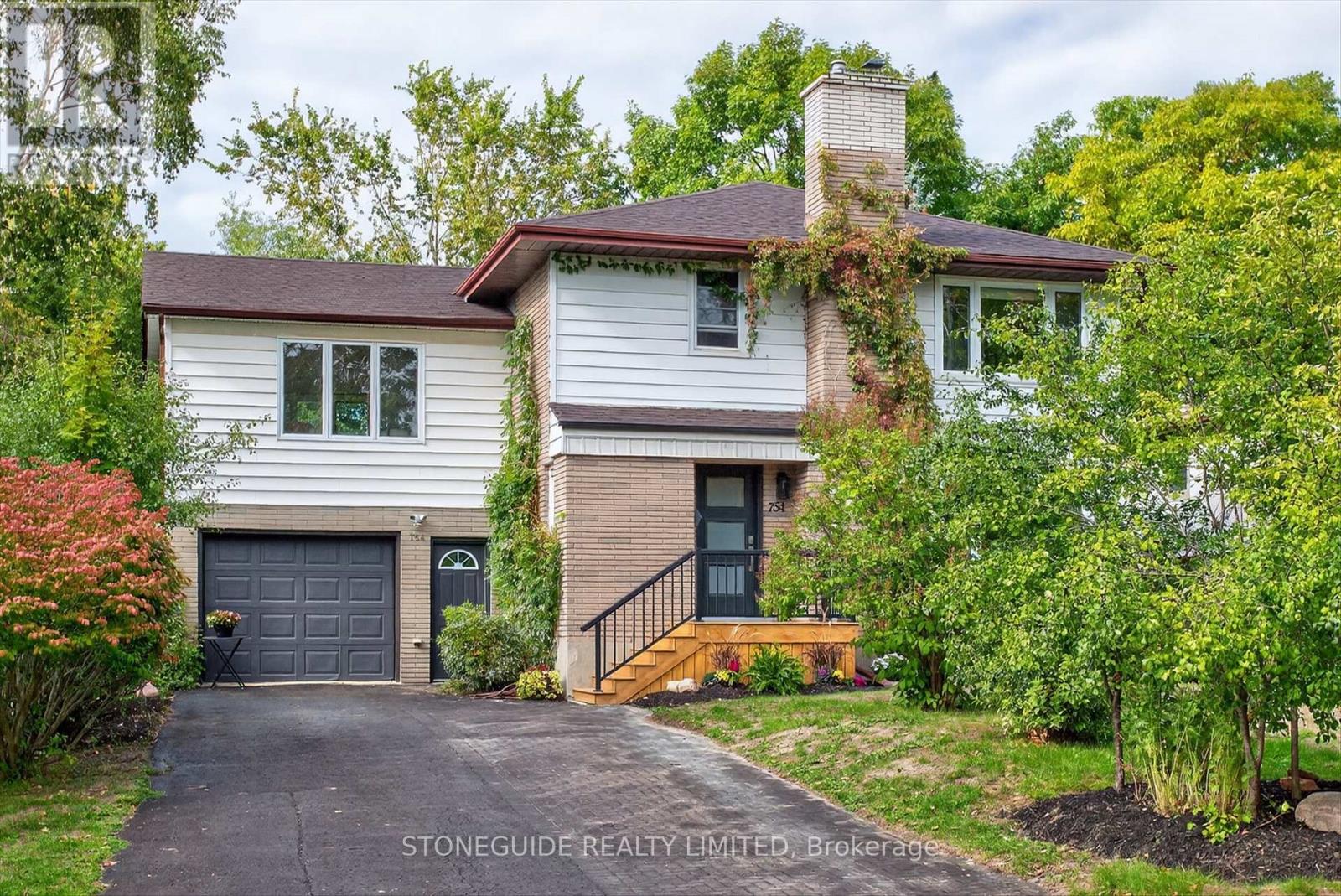 754 Hopkins Avenue, Peterborough (Town Ward 3), Ontario  K9J 4Y5 - Photo 1 - X12399935