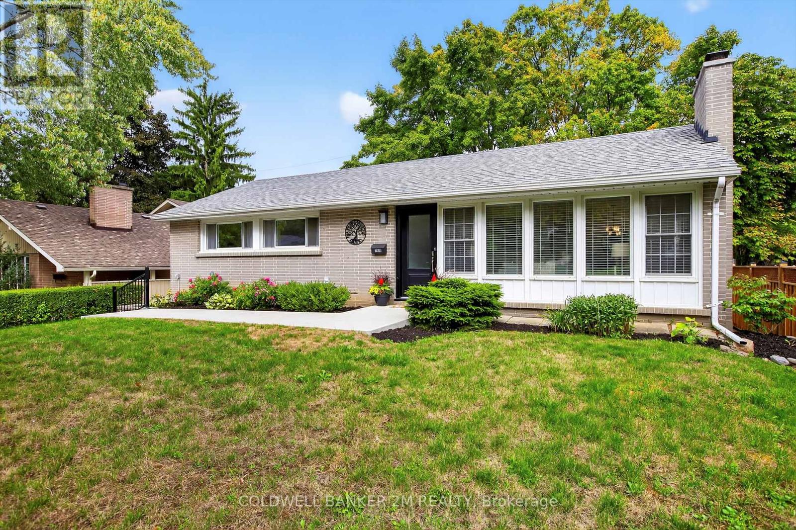 1446 Westbrook Drive, Peterborough (Monaghan Ward 2), Ontario  K9J 6R4 - Photo 2 - X12400032