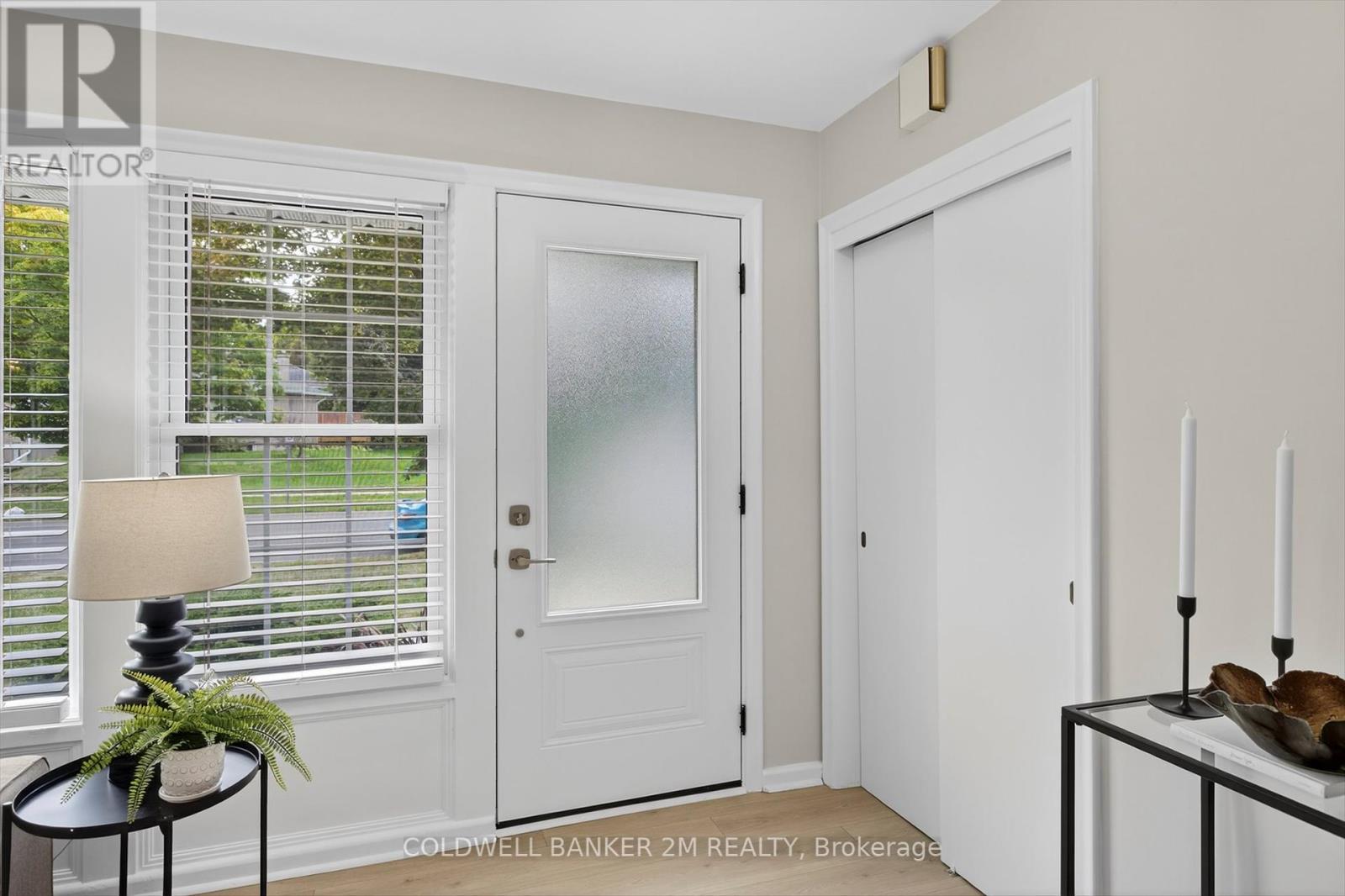 1446 Westbrook Drive, Peterborough (Monaghan Ward 2), Ontario  K9J 6R4 - Photo 5 - X12400032