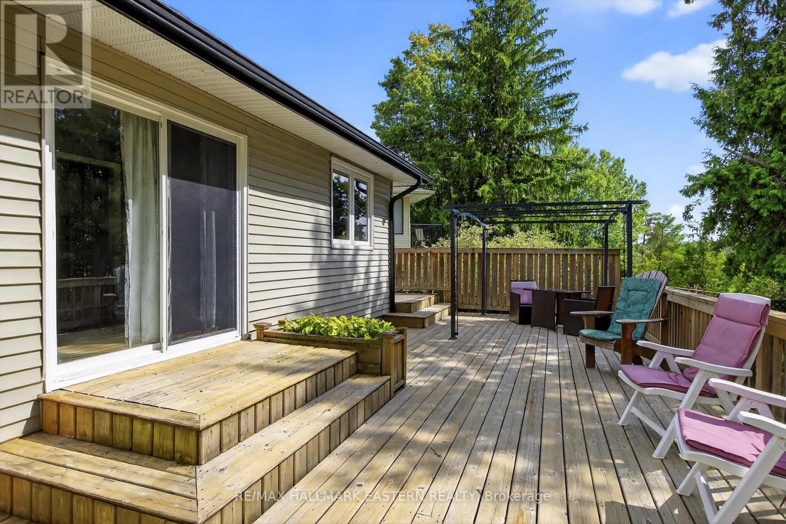 41 Parkview Drive, Peterborough (Northcrest Ward 5), Ontario  K9H 5M5 - Photo 26 - X12400161
