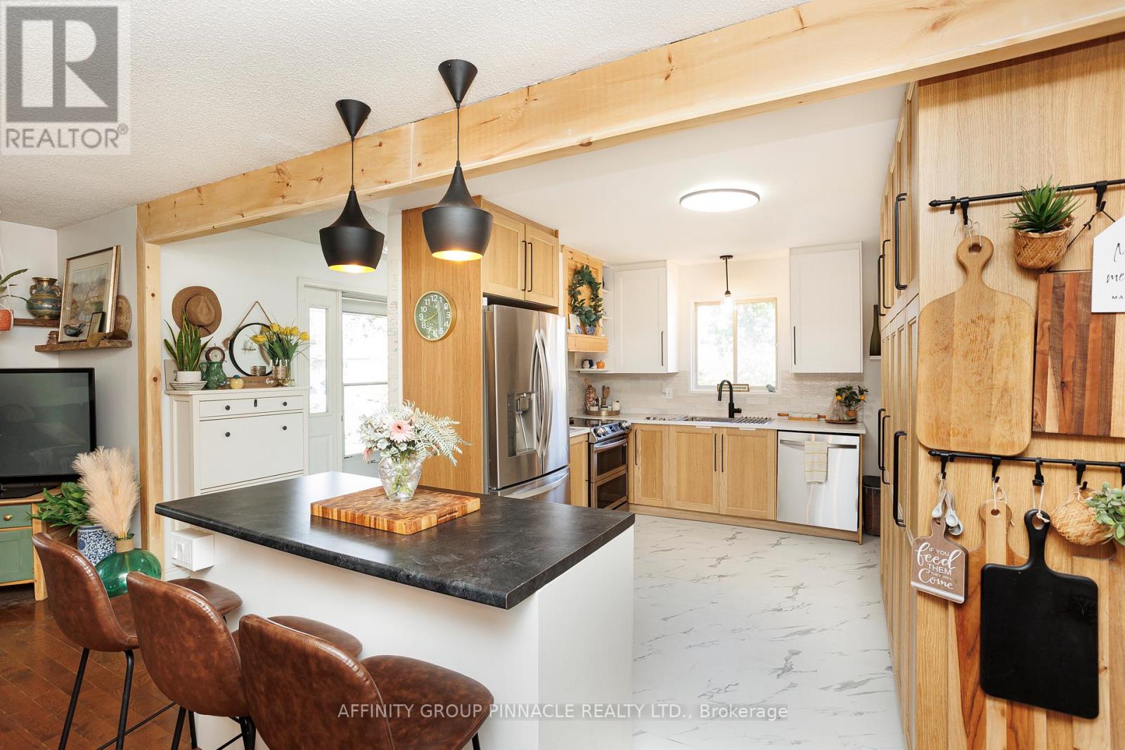 28 Karen Drive, Kawartha Lakes (Lindsay), Ontario  K9V 5V6 - Photo 19 - X12400313