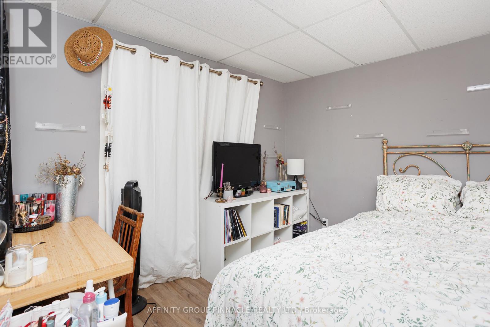 28 Karen Drive, Kawartha Lakes (Lindsay), Ontario  K9V 5V6 - Photo 40 - X12400313