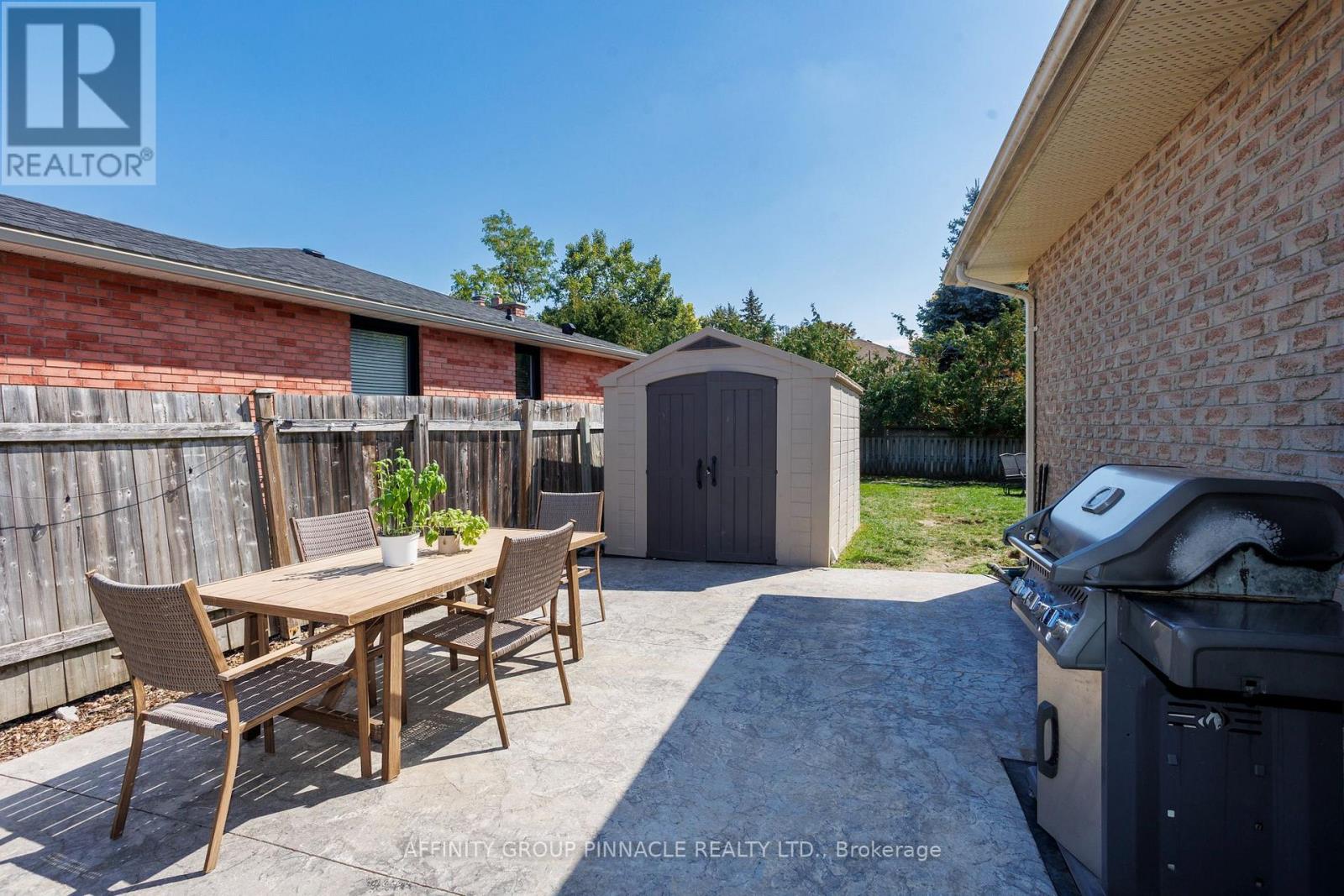 28 Karen Drive, Kawartha Lakes (Lindsay), Ontario  K9V 5V6 - Photo 46 - X12400313