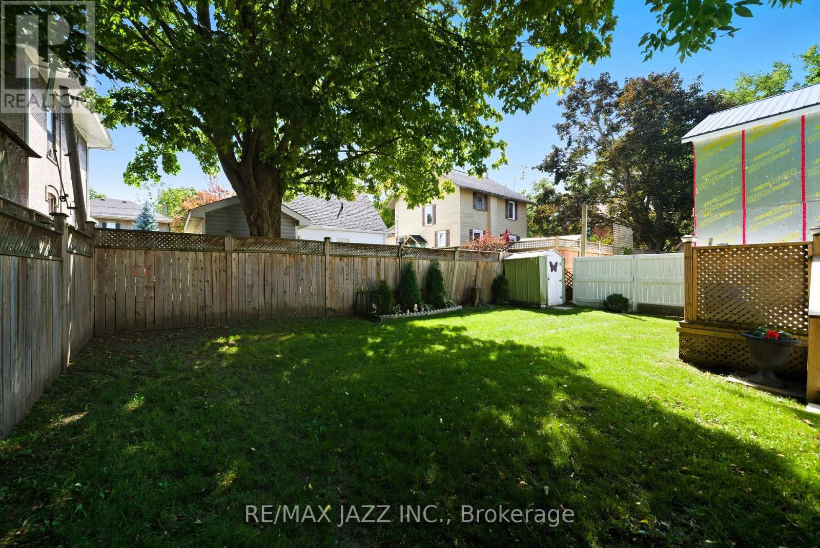 45 Kent Street E, Kawartha Lakes (Lindsay), Ontario  K9V 2C4 - Photo 30 - X12400463