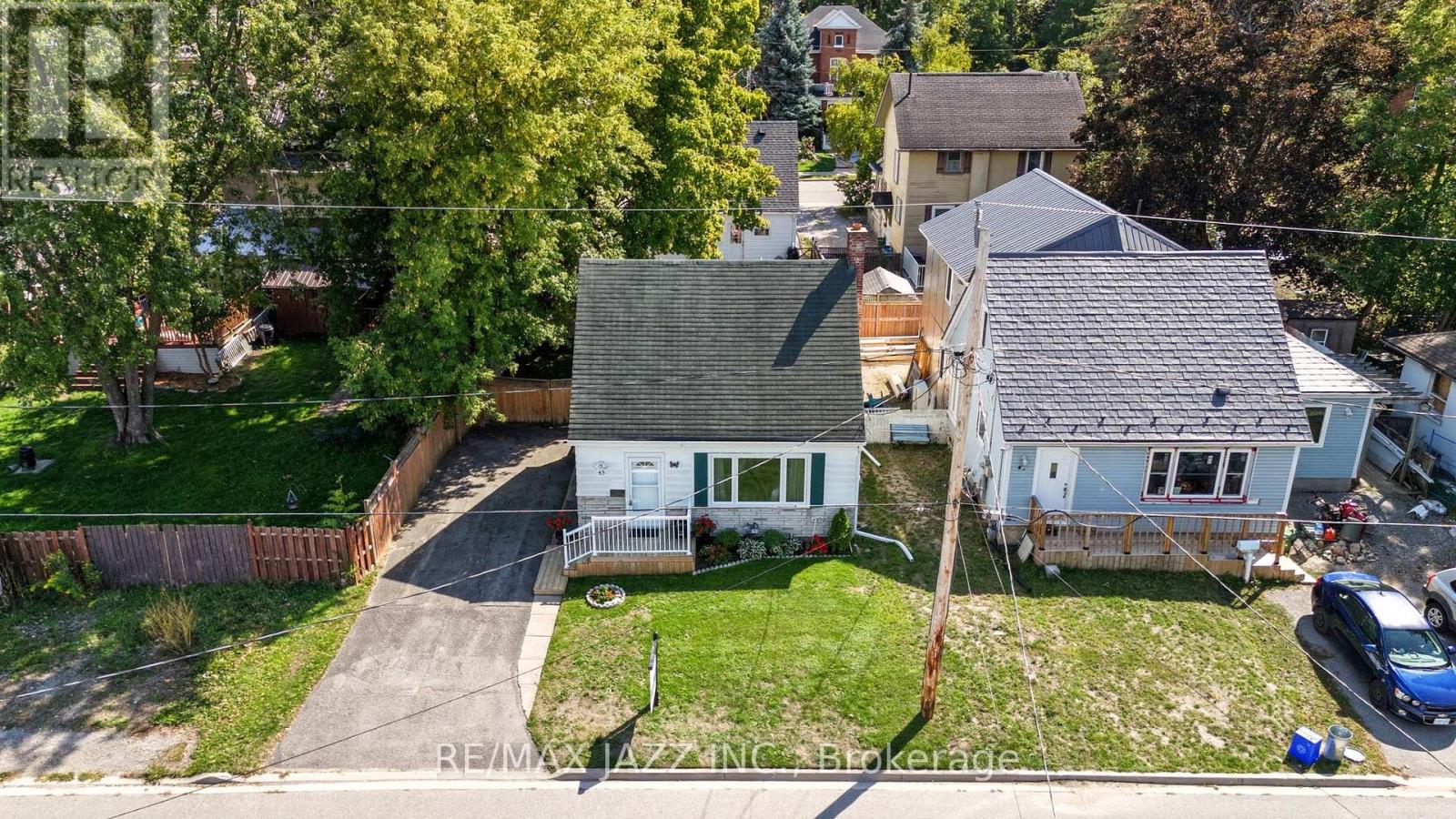 45 Kent Street E, Kawartha Lakes (Lindsay), Ontario  K9V 2C4 - Photo 36 - X12400463