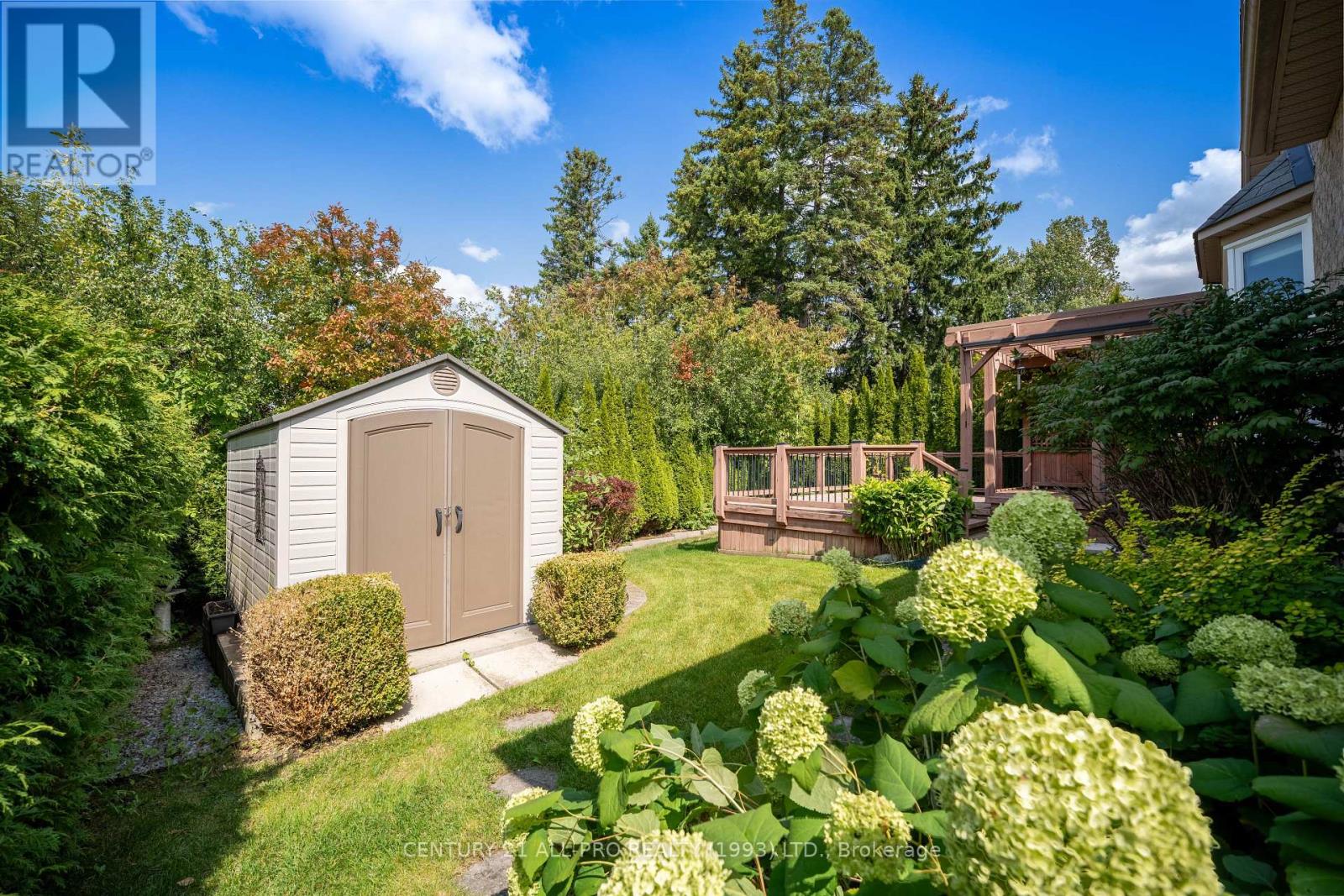10 Ellis Crescent, Kawartha Lakes (Lindsay), Ontario  K9V 3Y9 - Photo 36 - X12400532