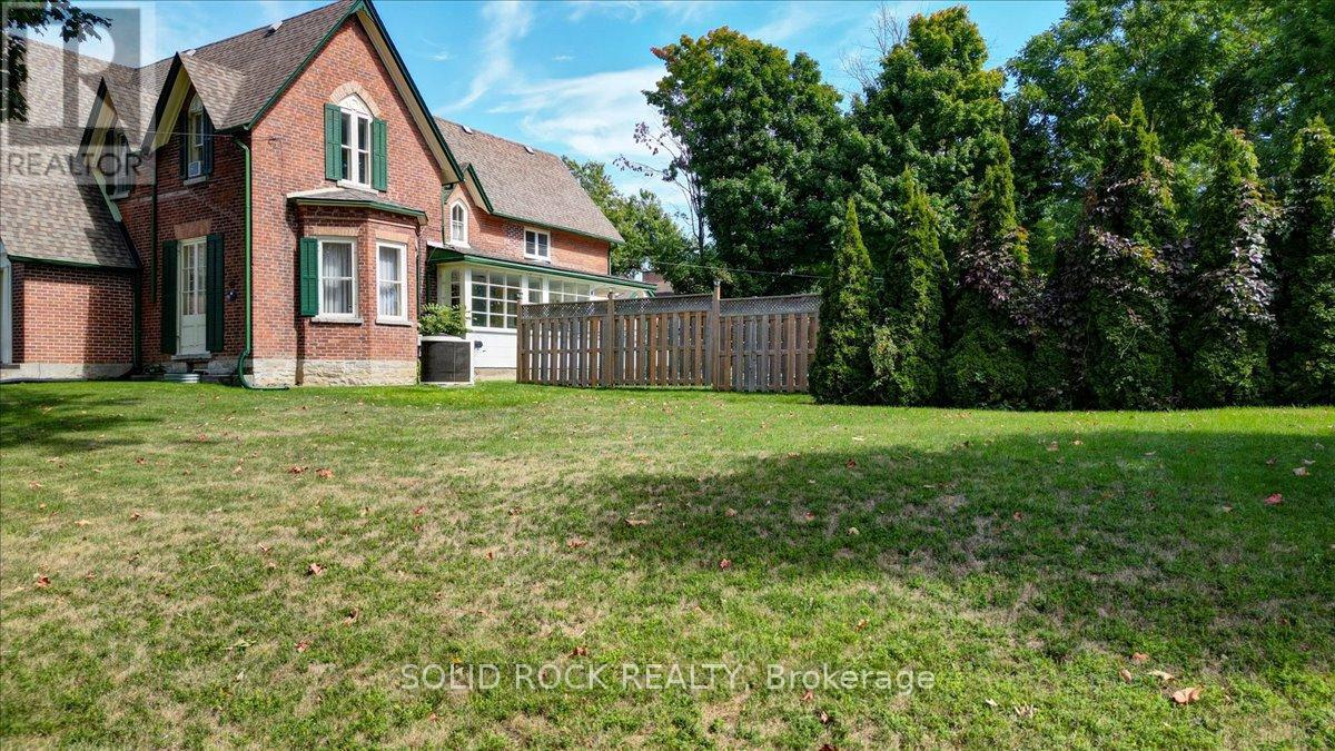87 Booth Street N, Trent Hills (Campbellford), Ontario  K0L 1L0 - Photo 32 - X12400741