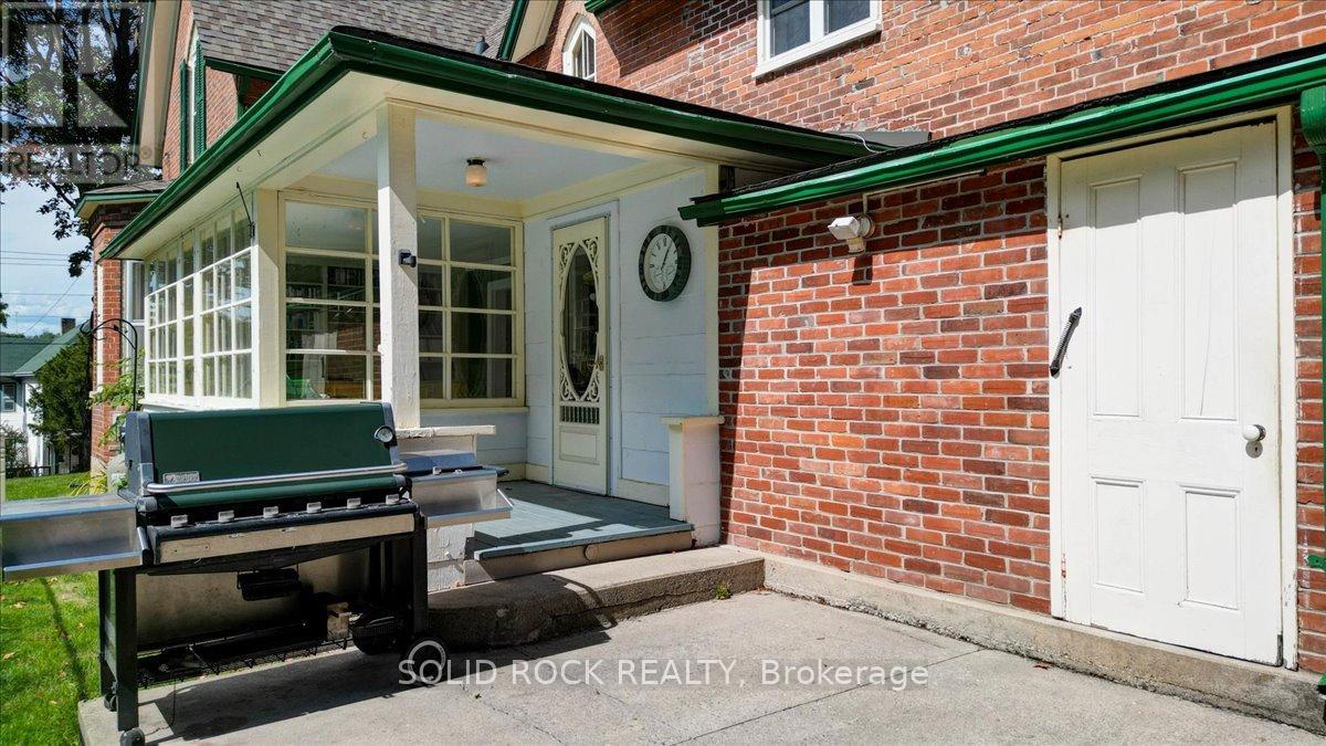 87 Booth Street N, Trent Hills (Campbellford), Ontario  K0L 1L0 - Photo 48 - X12400741