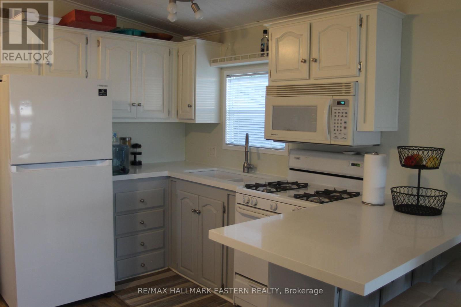 78 Lindsay Road, Selwyn, Ontario  K9J 0C5 - Photo 13 - X12401133
