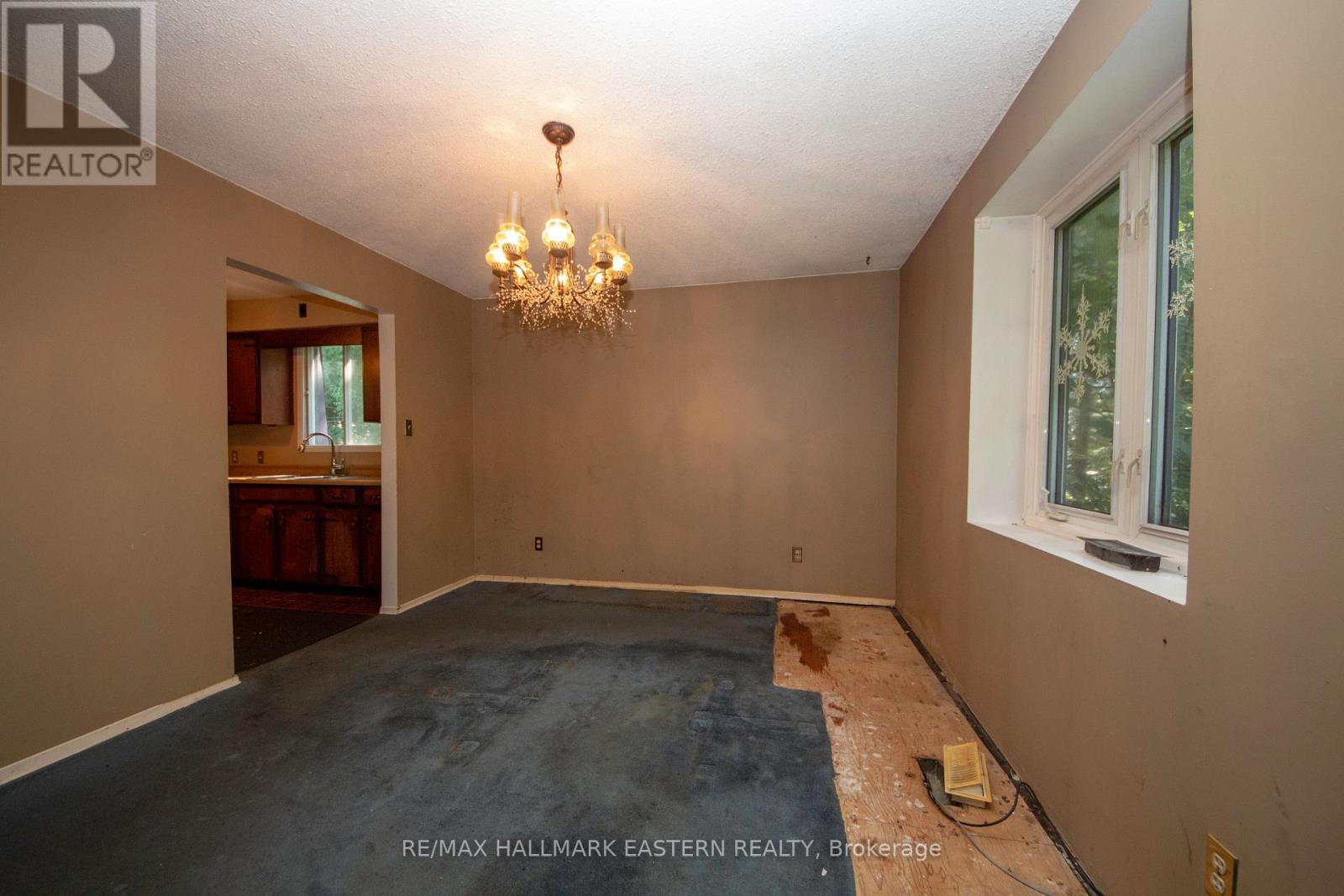 3025 Lockhart Road, Clarington (Newcastle), Ontario  L1B 1L9 - Photo 8 - E12401342