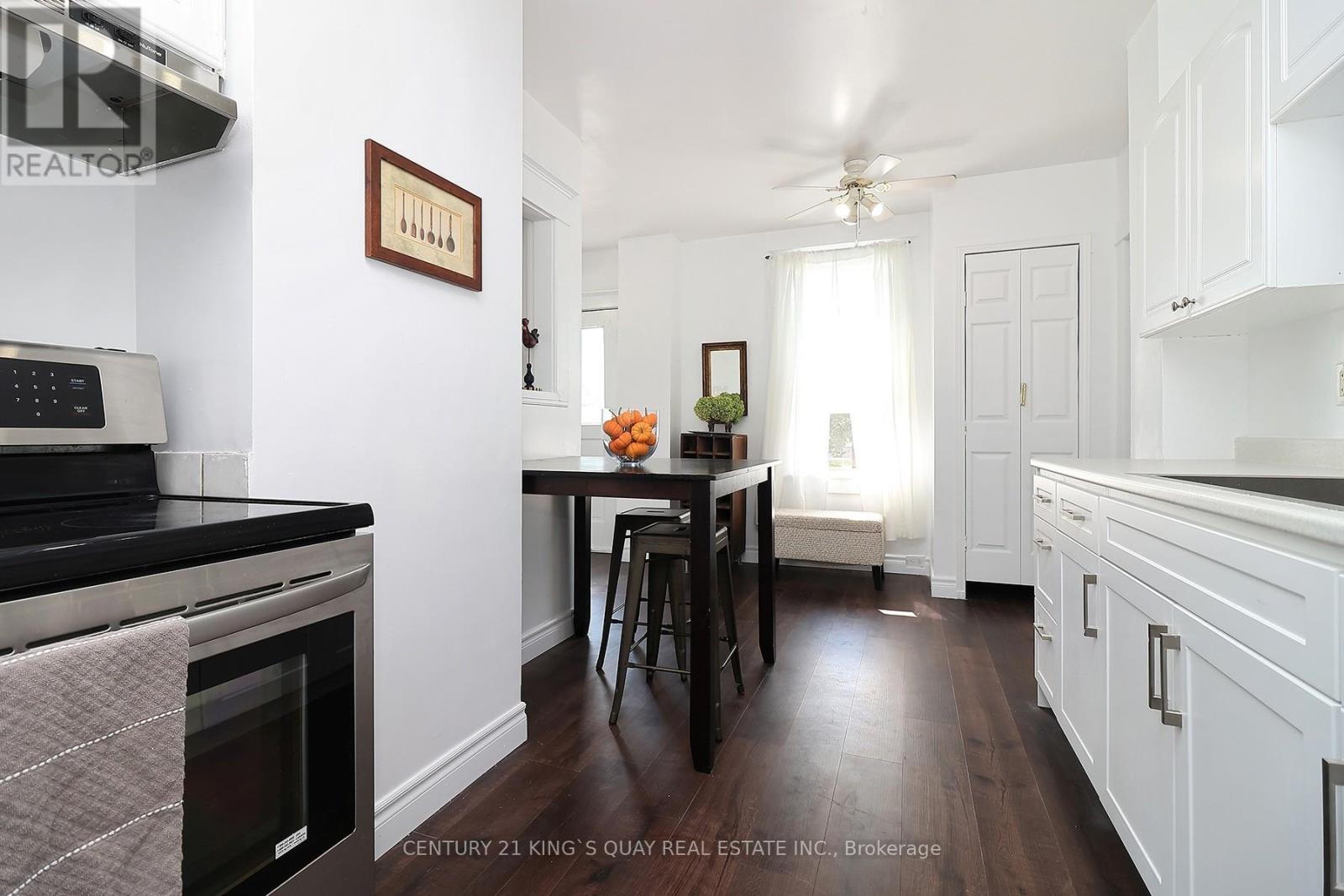 51 Albert Street S, Kawartha Lakes (Lindsay), Ontario  K9V 3G9 - Photo 22 - X12401302