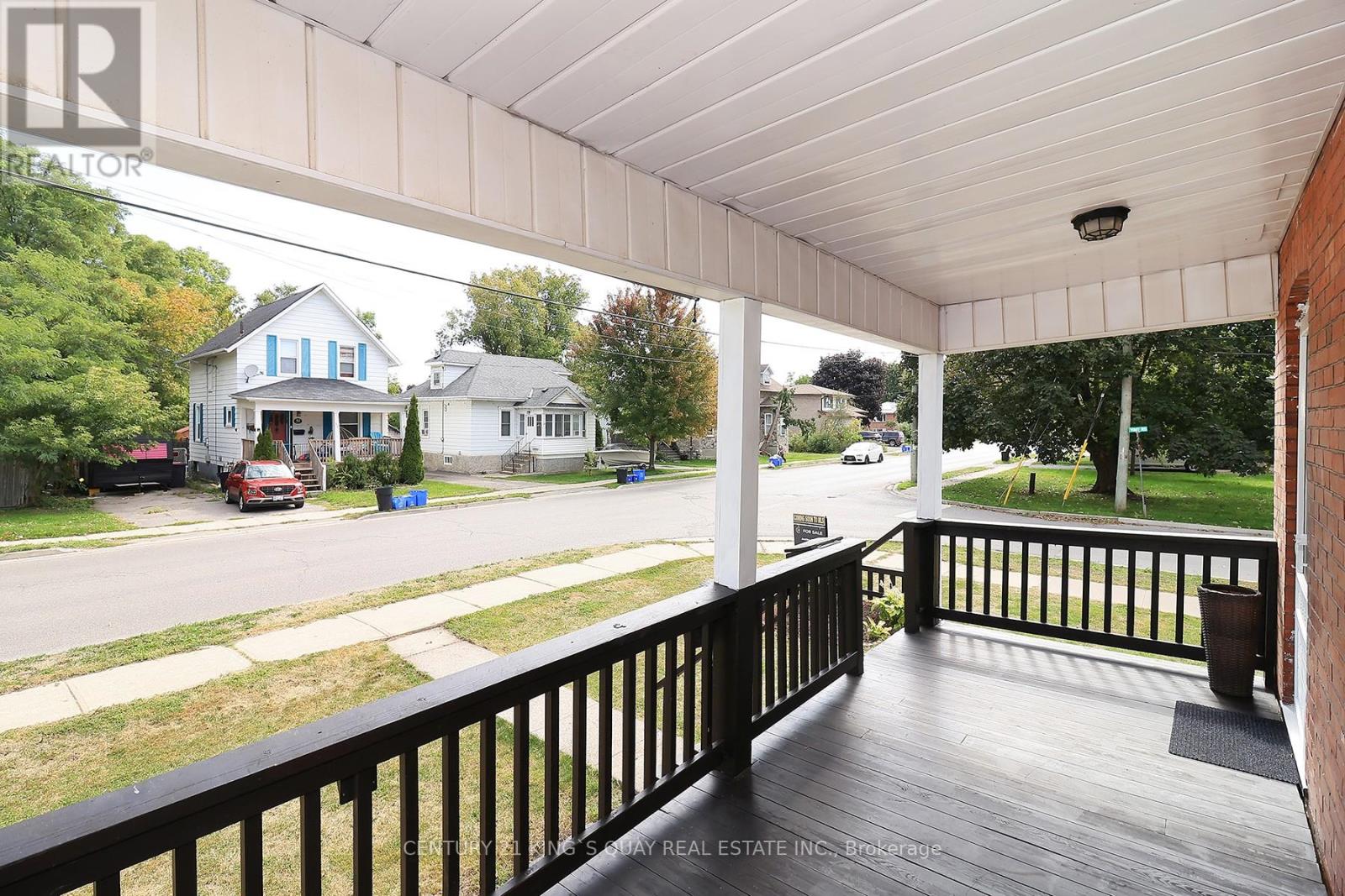 51 Albert Street S, Kawartha Lakes (Lindsay), Ontario  K9V 3G9 - Photo 43 - X12401302