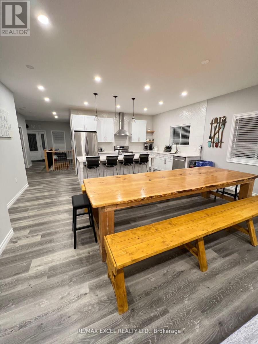 205 Snug Harbour Road, Kawartha Lakes (Lindsay), Ontario  K9V 4R6 - Photo 4 - X12401463