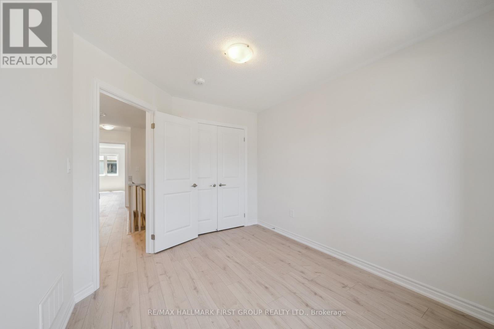 46 Hickey Lane, Kawartha Lakes (Lindsay), Ontario  K9V 5V5 - Photo 34 - X12401505