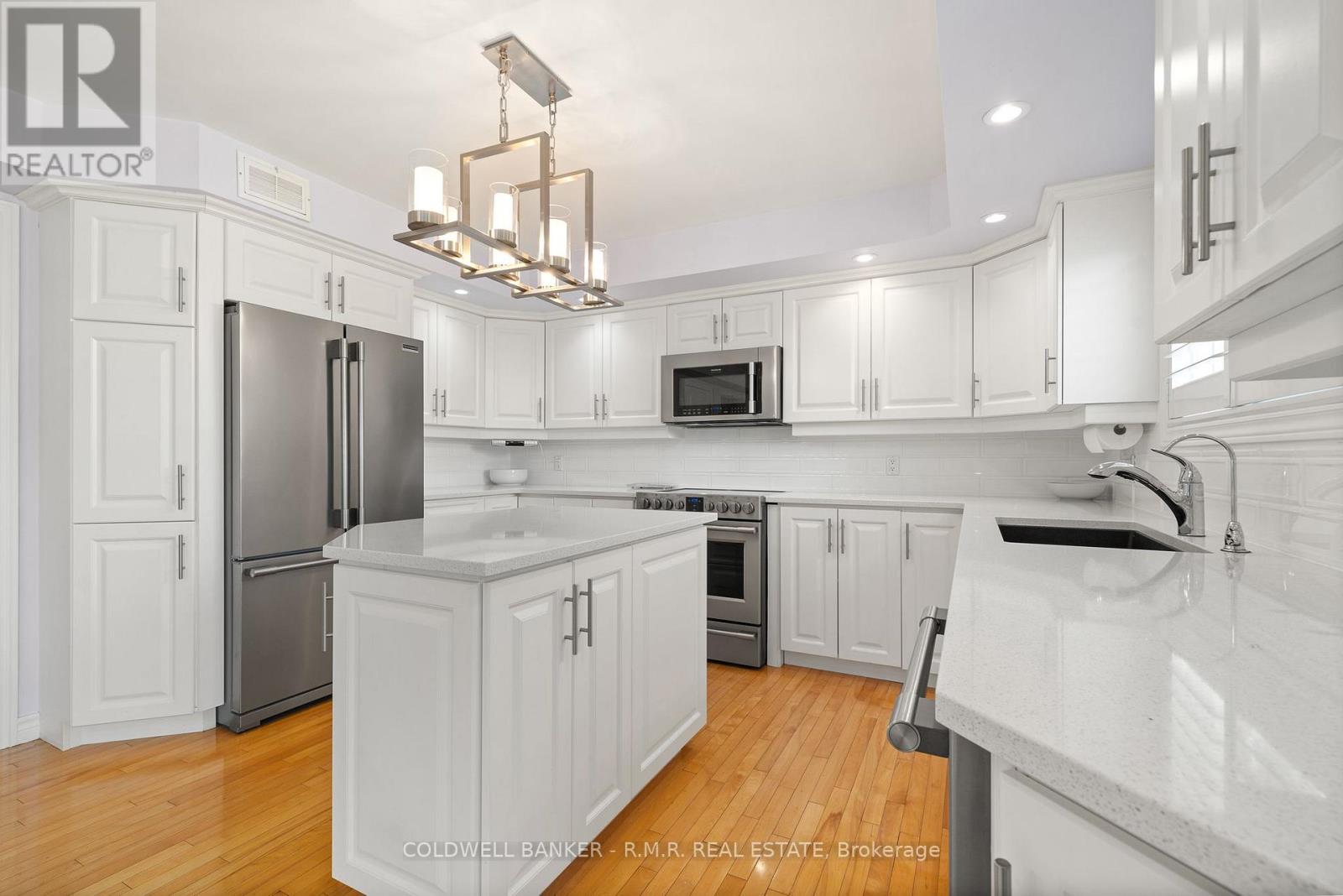 33 Lindway Place, Kawartha Lakes (Lindsay), Ontario  K9V 5S9 - Photo 18 - X12402101